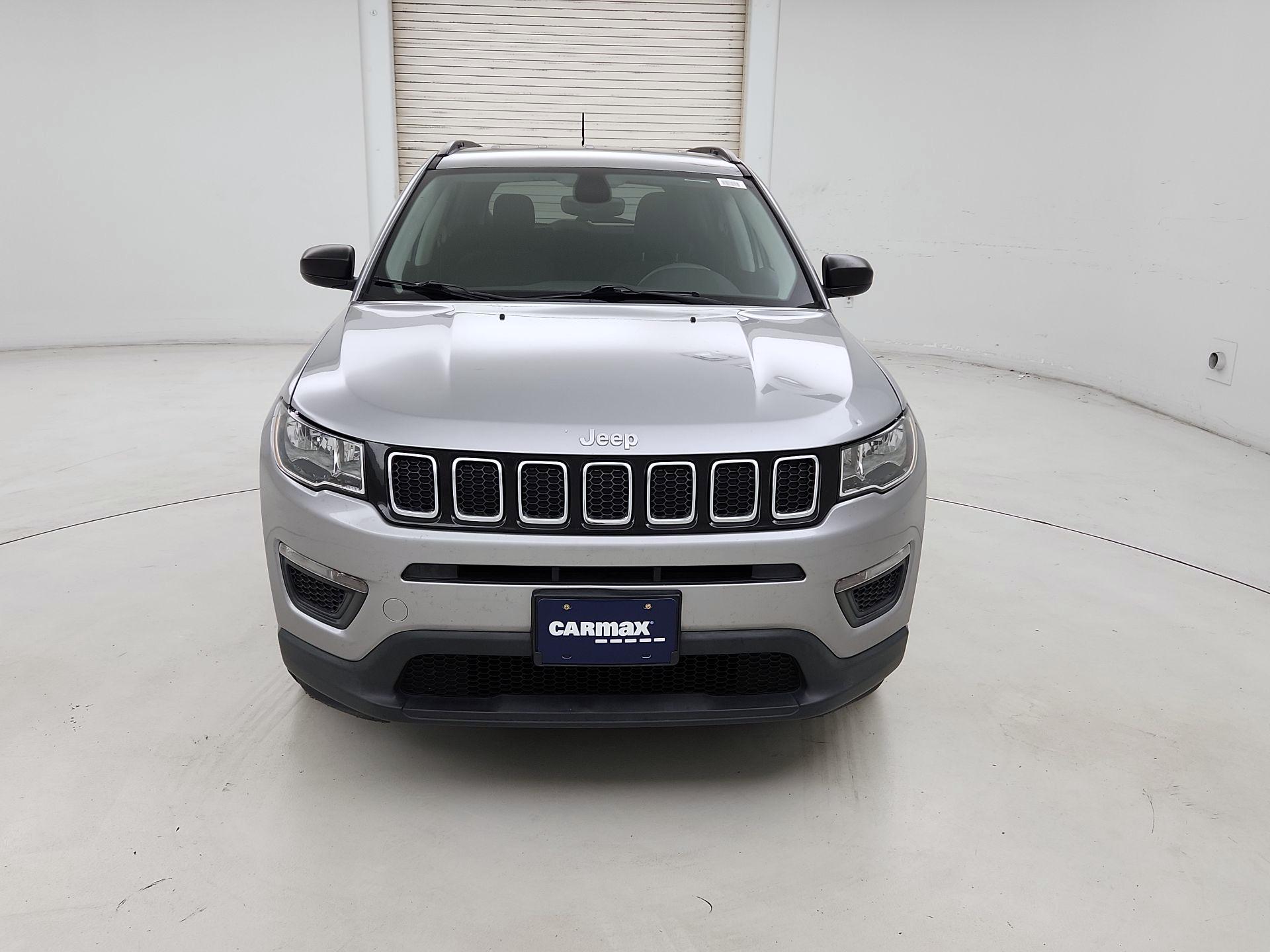 Thumbnail: 2018 Jeep Compass - 2