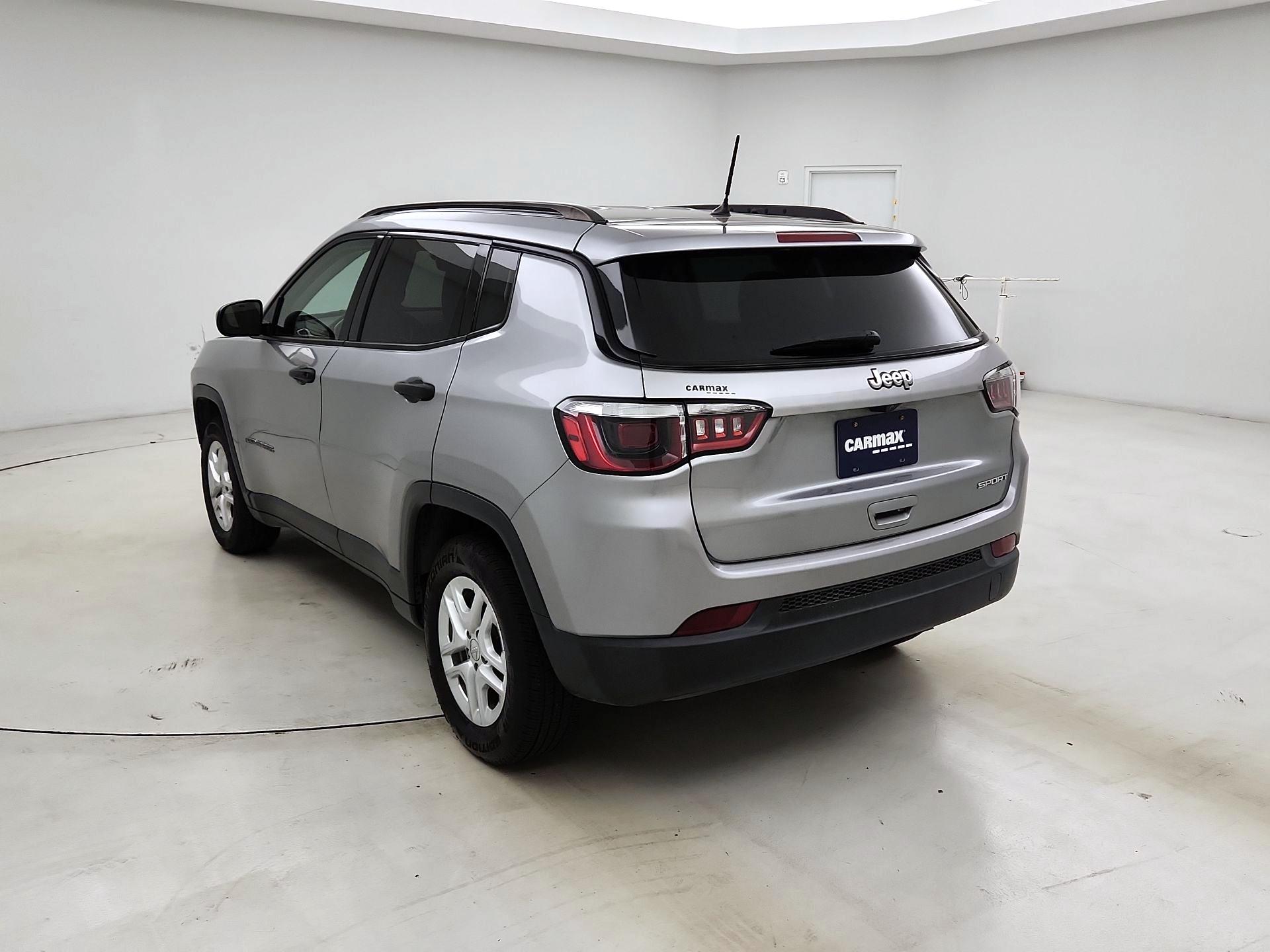 Thumbnail: 2018 Jeep Compass - 7