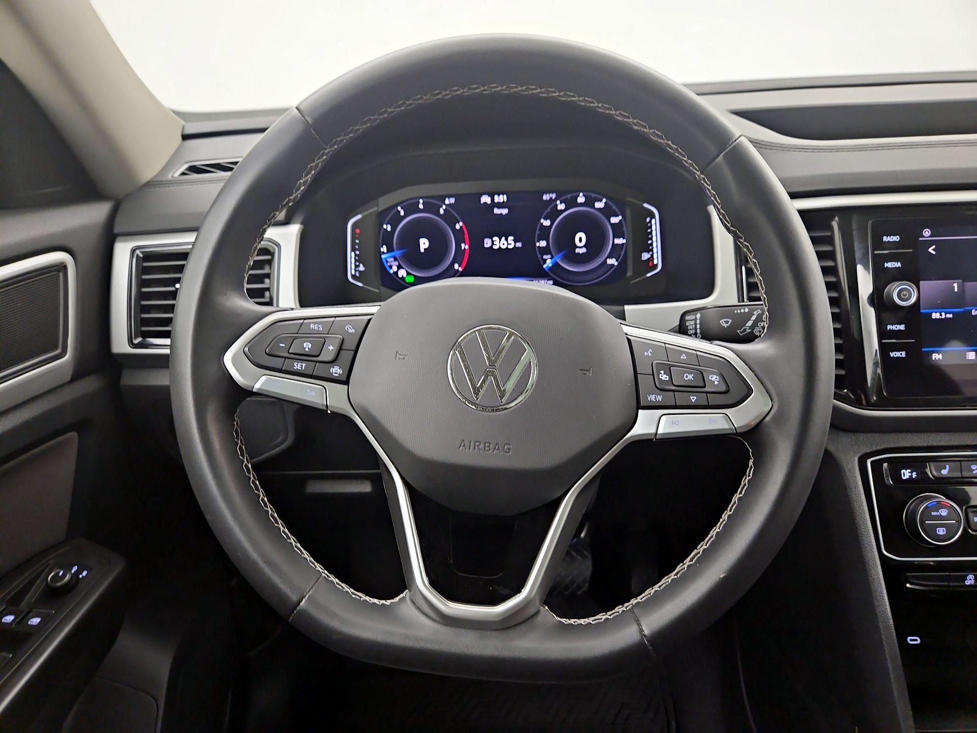 Thumbnail: 2022 Volkswagen Atlas - 10