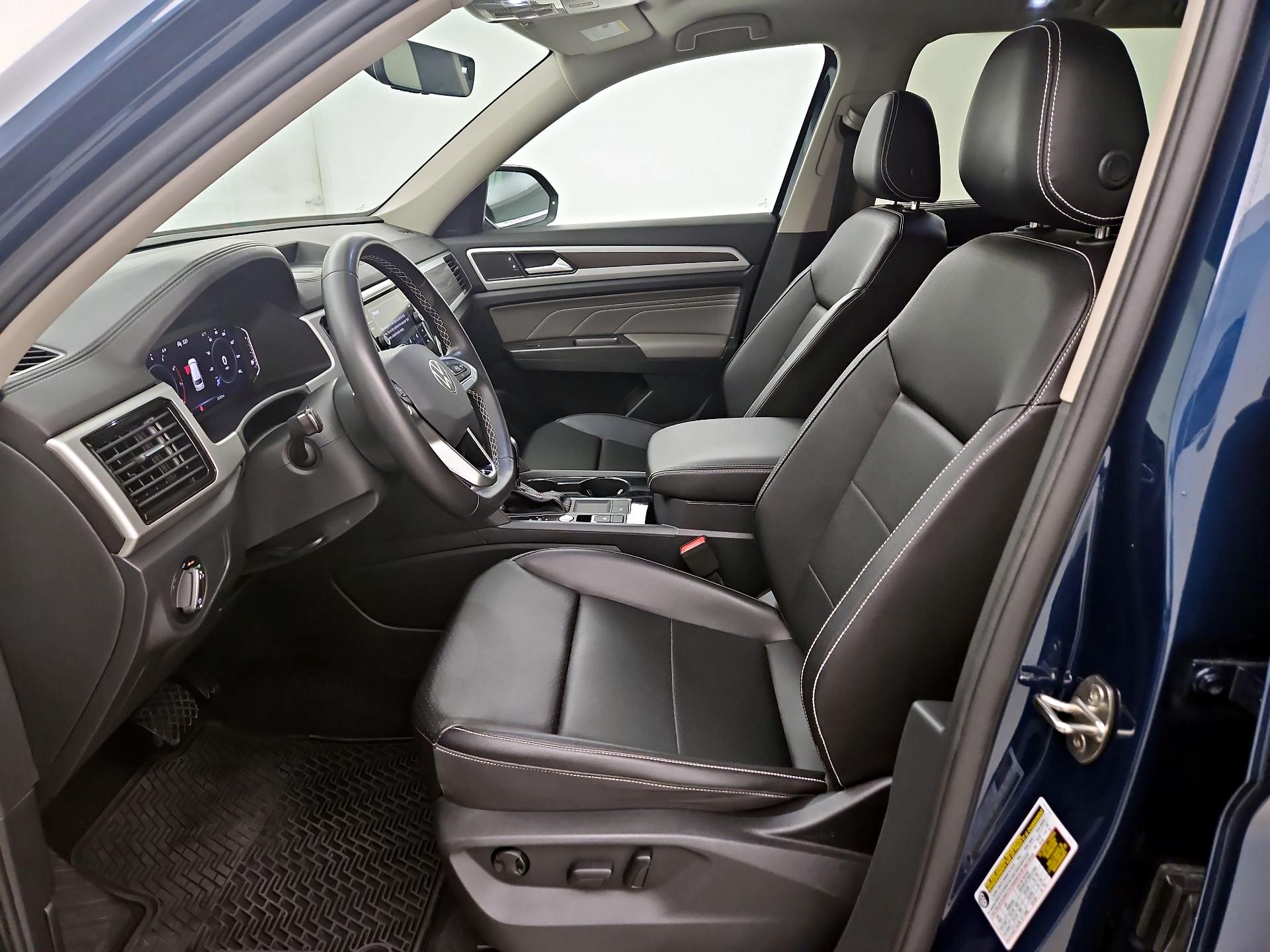 Thumbnail: 2022 Volkswagen Atlas - 11