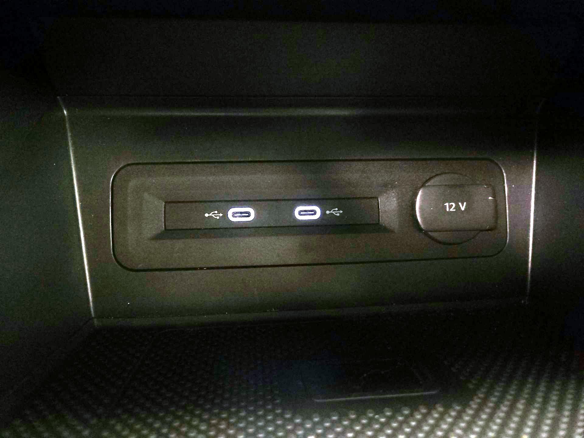 Thumbnail: 2022 Volkswagen Atlas - 18