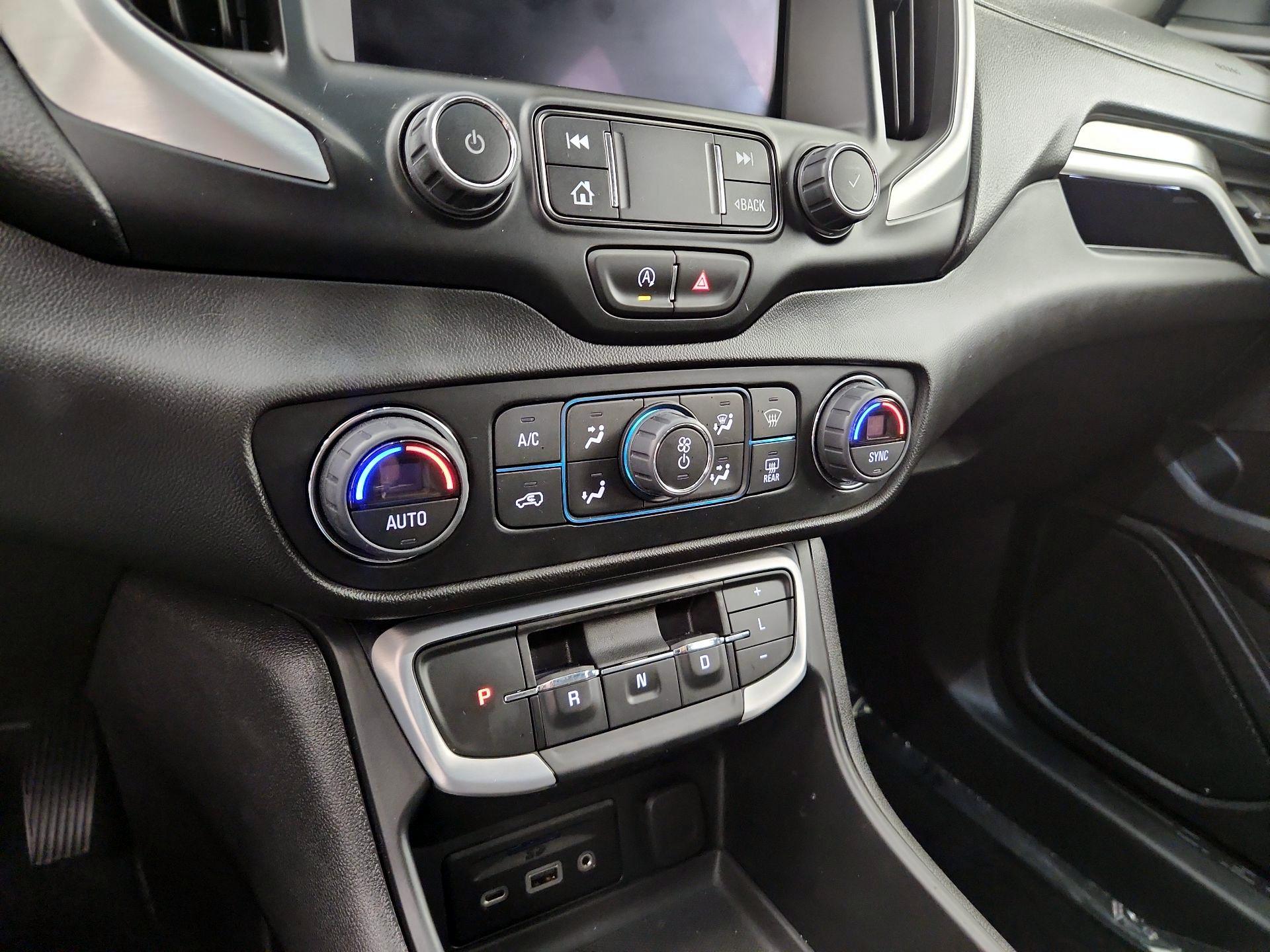 Thumbnail: 2024 GMC Terrain - 14