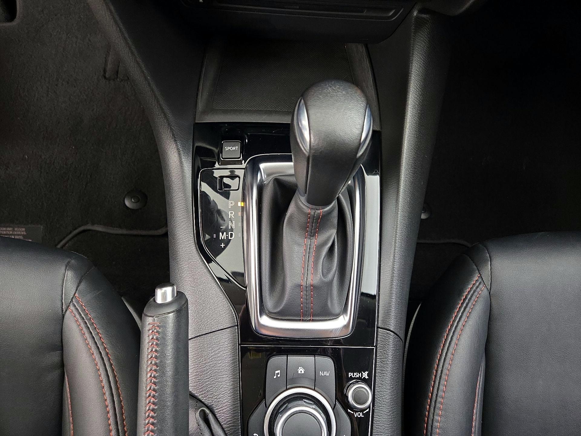 Thumbnail: 2014 Mazda Mazda3 - 16