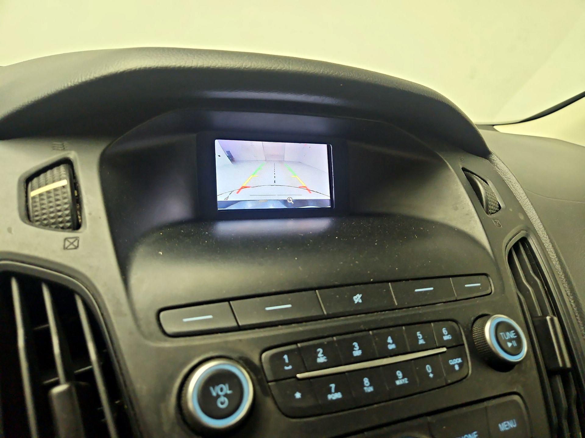 Thumbnail: 2018 Ford Focus - 14