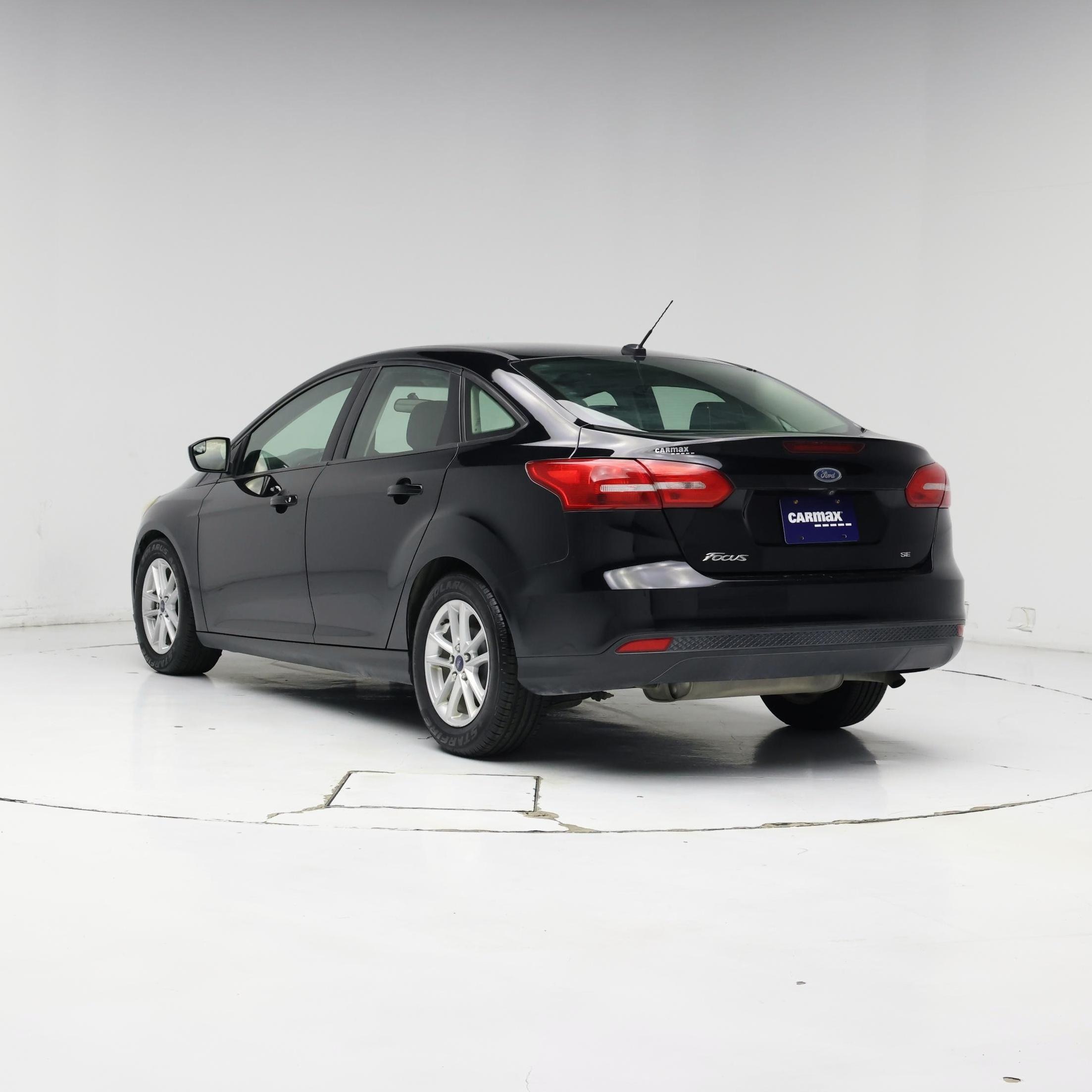 Thumbnail: 2018 Ford Focus - 2