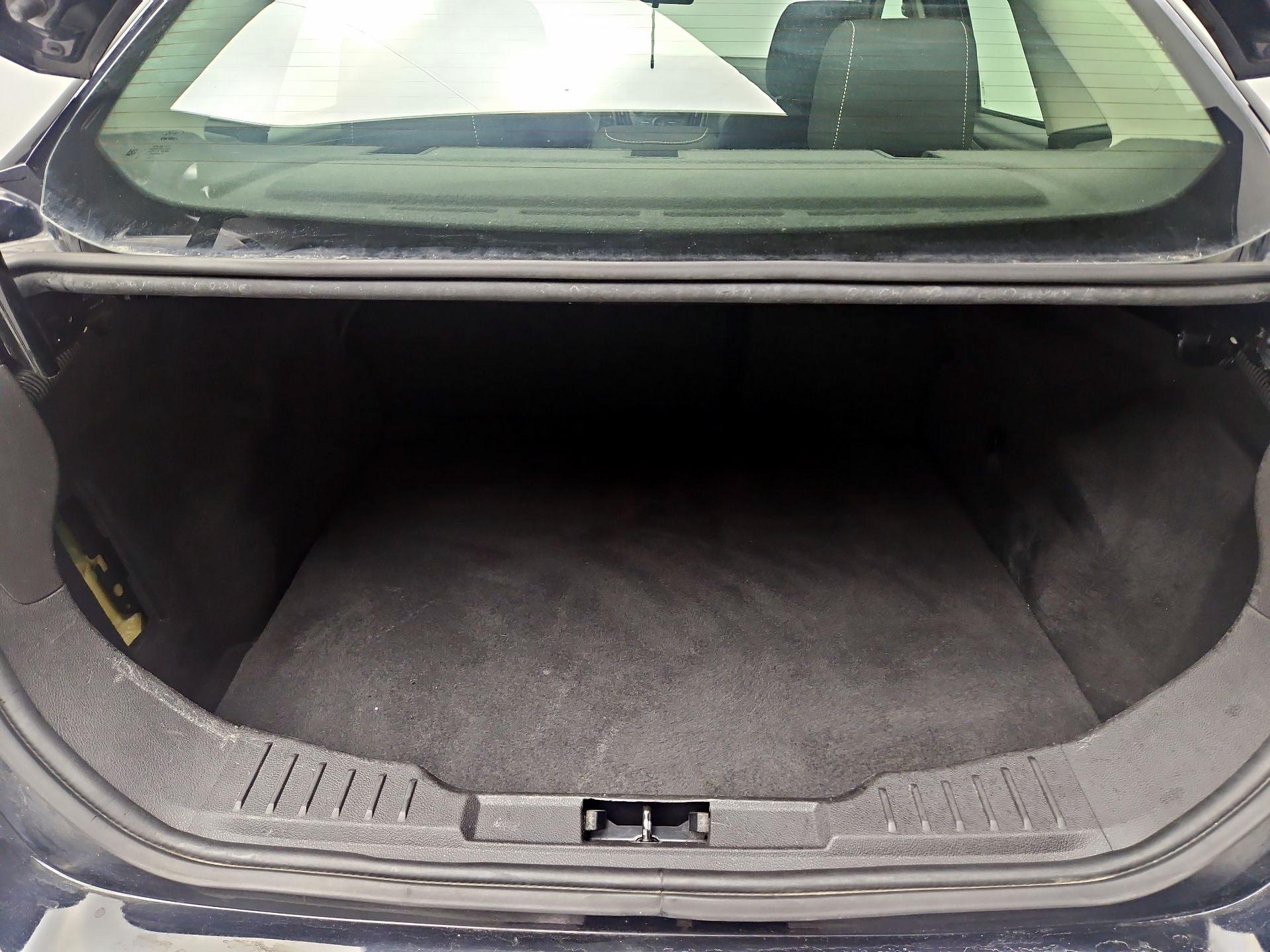 Thumbnail: 2018 Ford Focus - 20