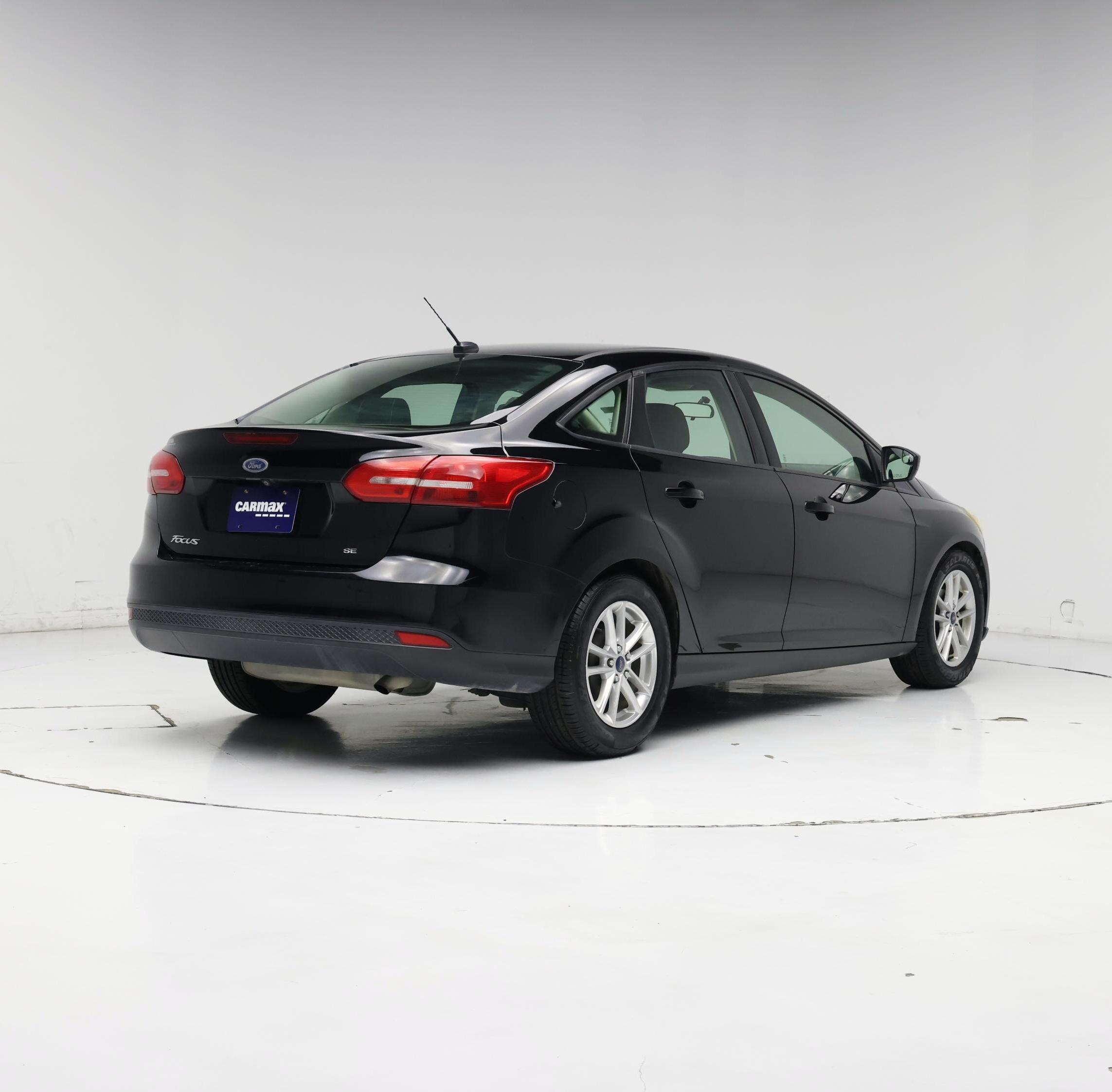 Thumbnail: 2018 Ford Focus - 8