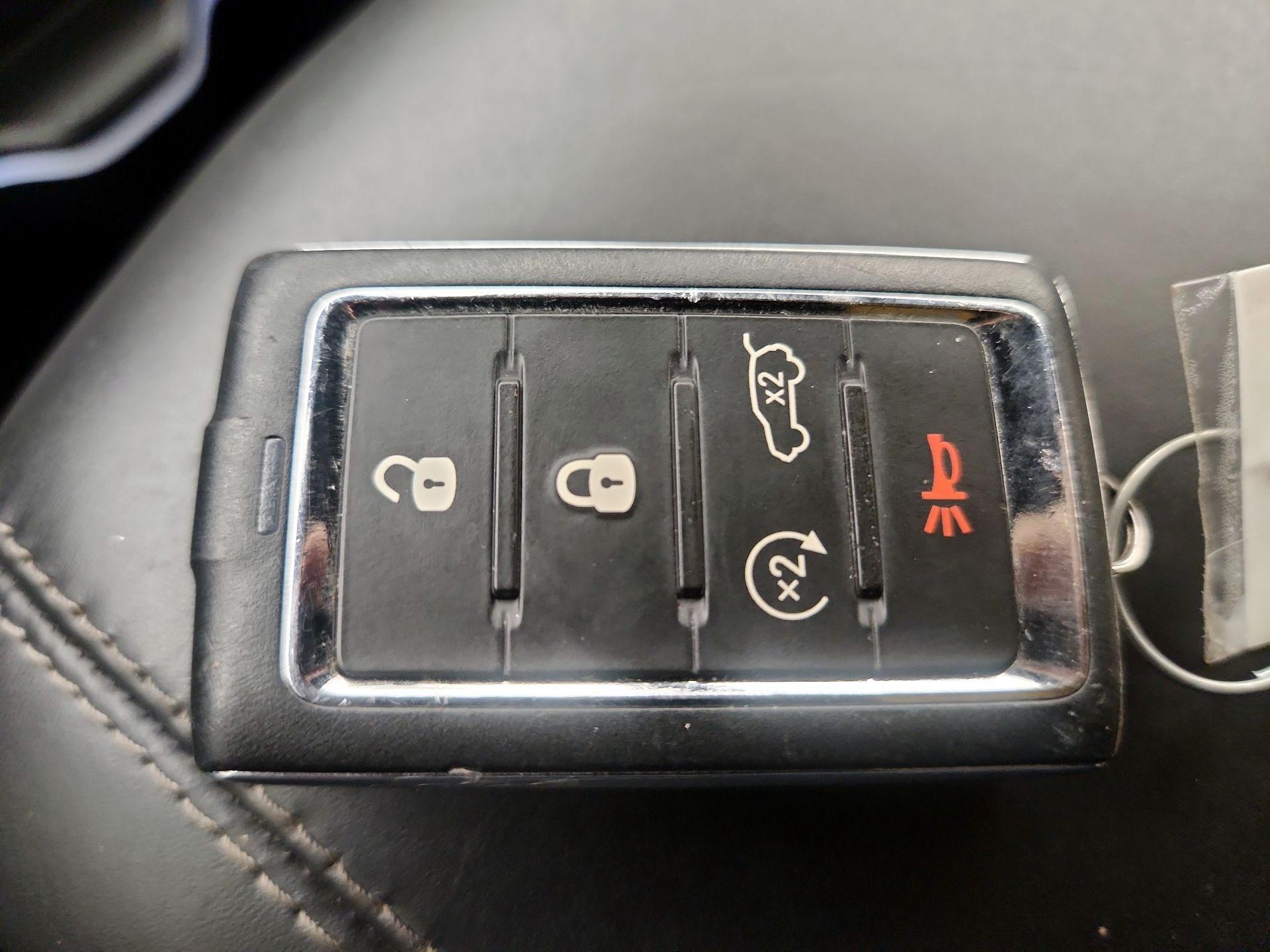 Thumbnail: 2021 Jeep Grand Cherokee L - 16