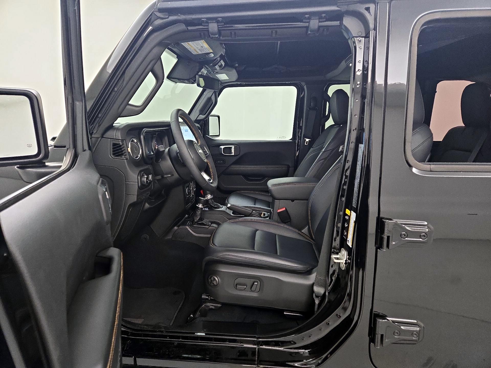 Thumbnail: 2024 Jeep Wrangler - 9