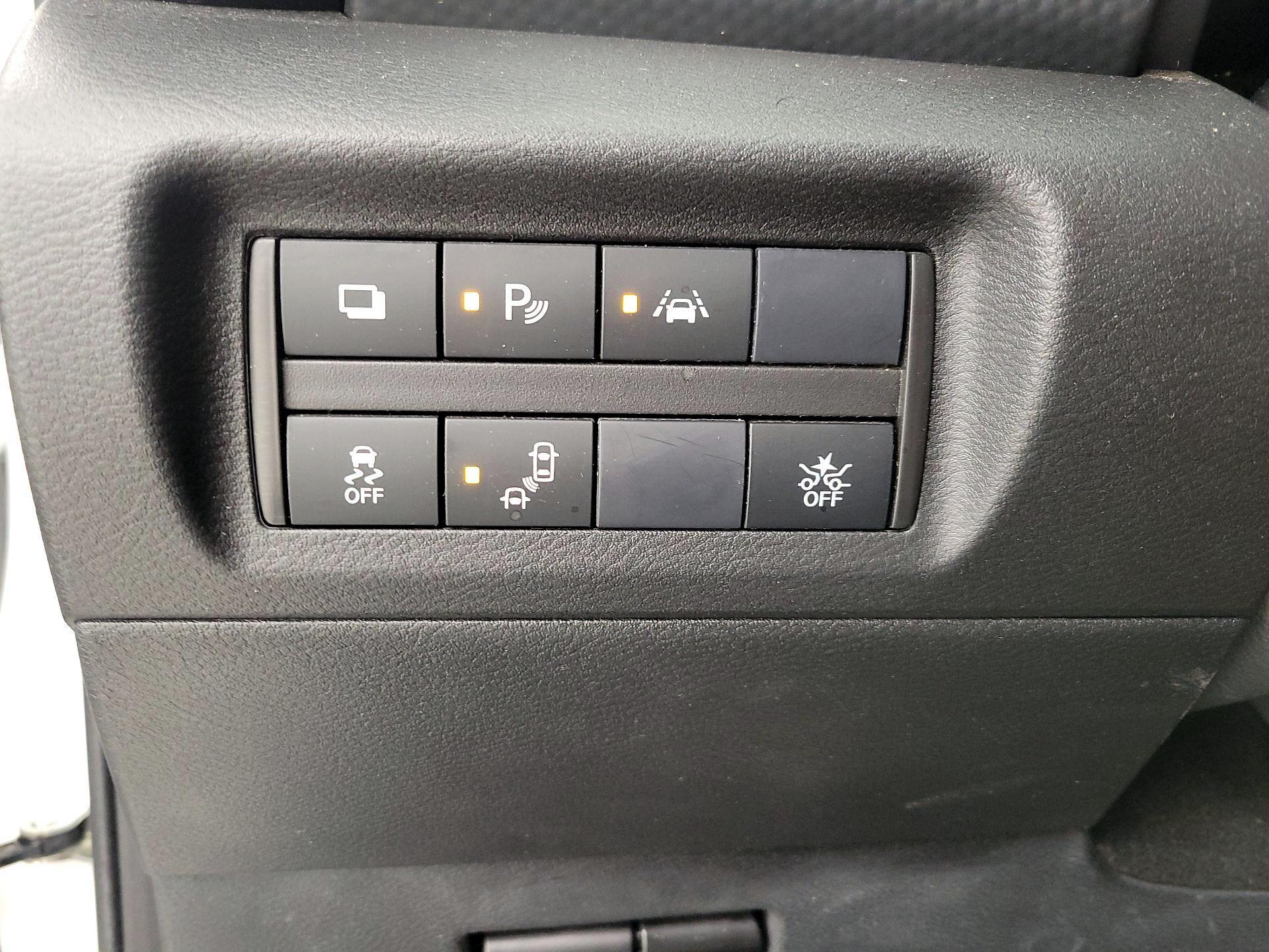 Thumbnail: 2023 Nissan Kicks - 13