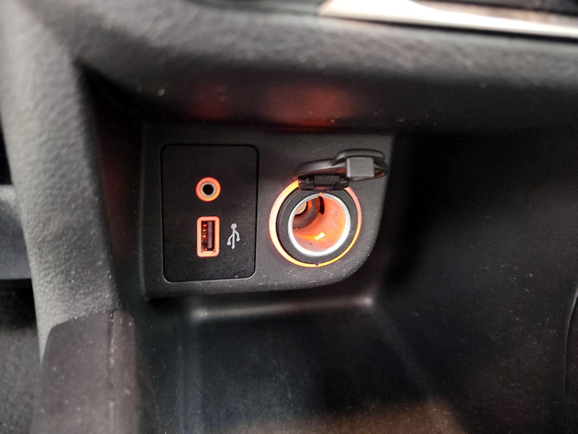 Thumbnail: 2023 Nissan Kicks - 18