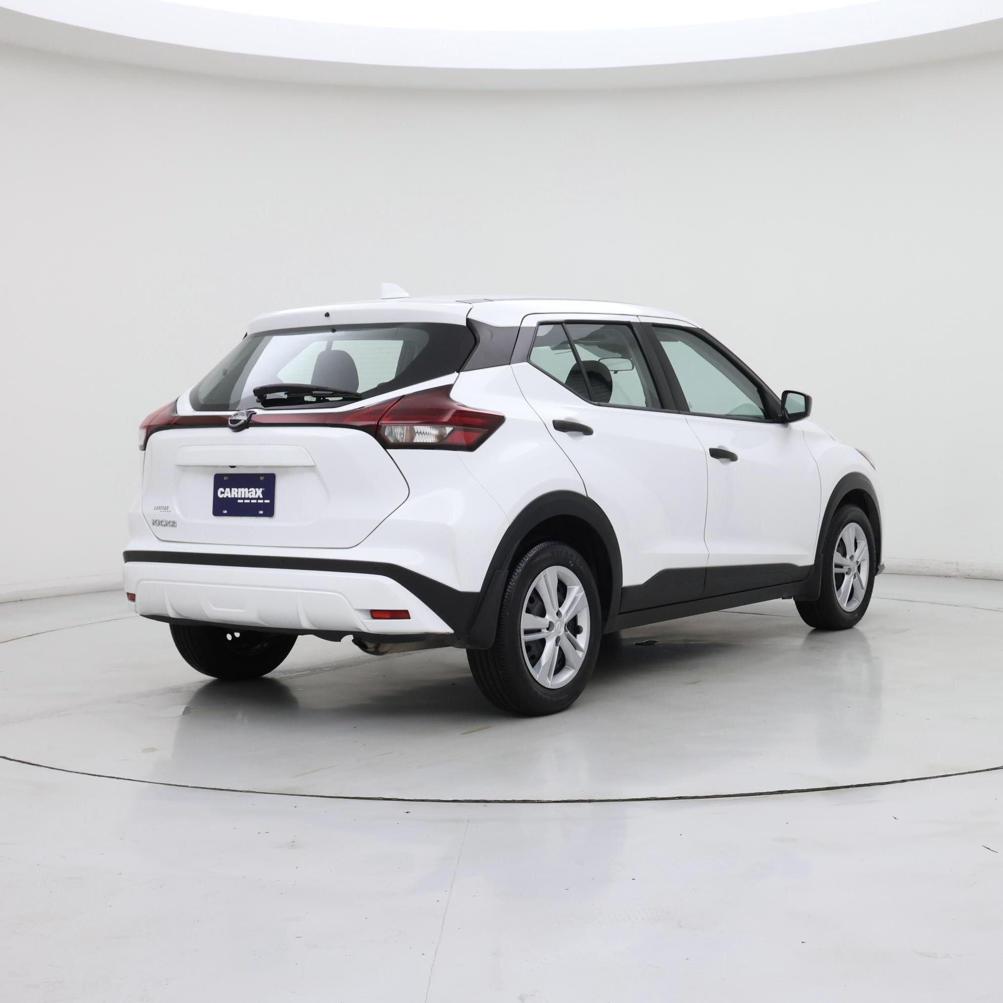 Thumbnail: 2023 Nissan Kicks - 8