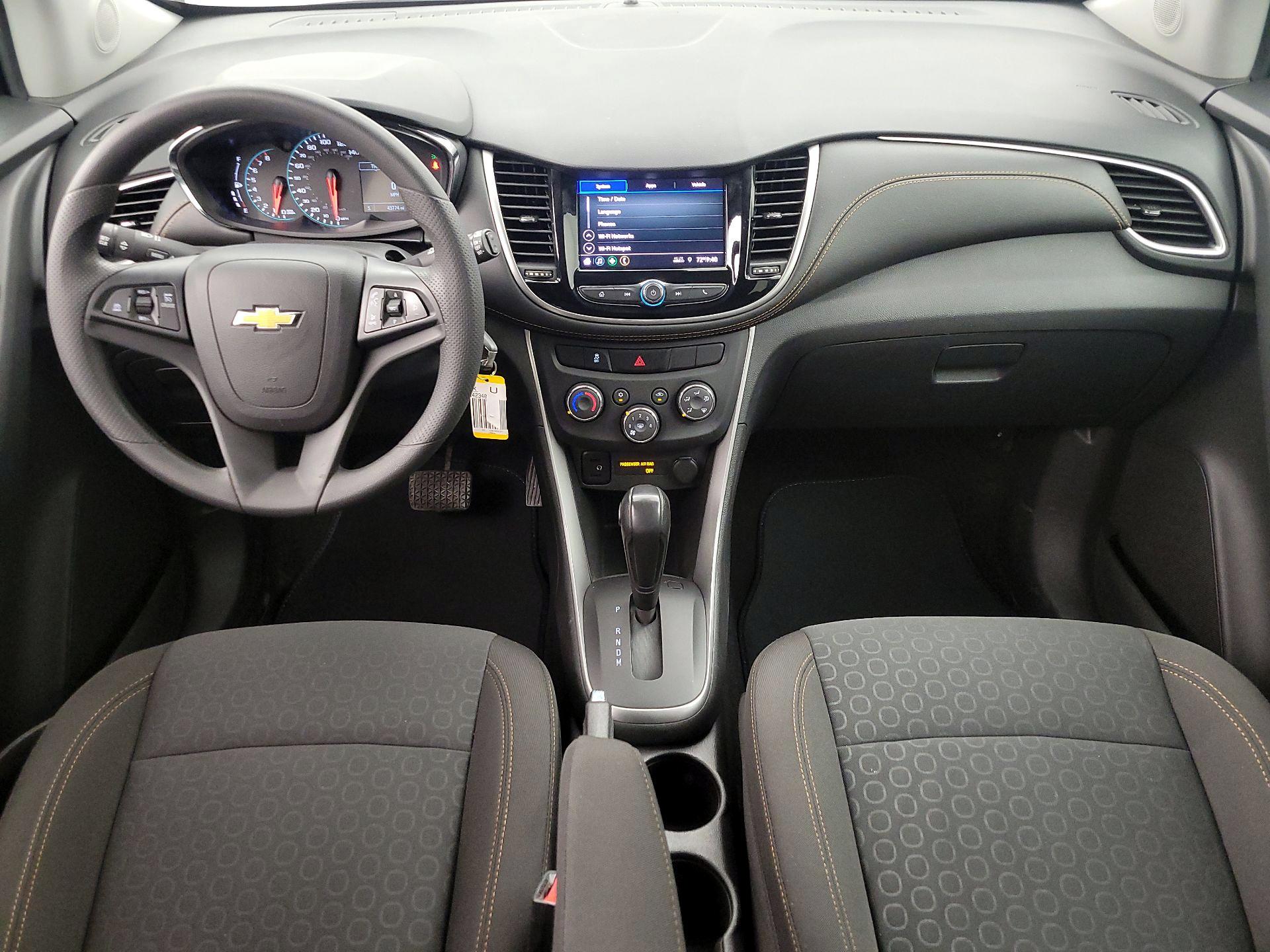 Thumbnail: 2022 Chevrolet Trax - 9