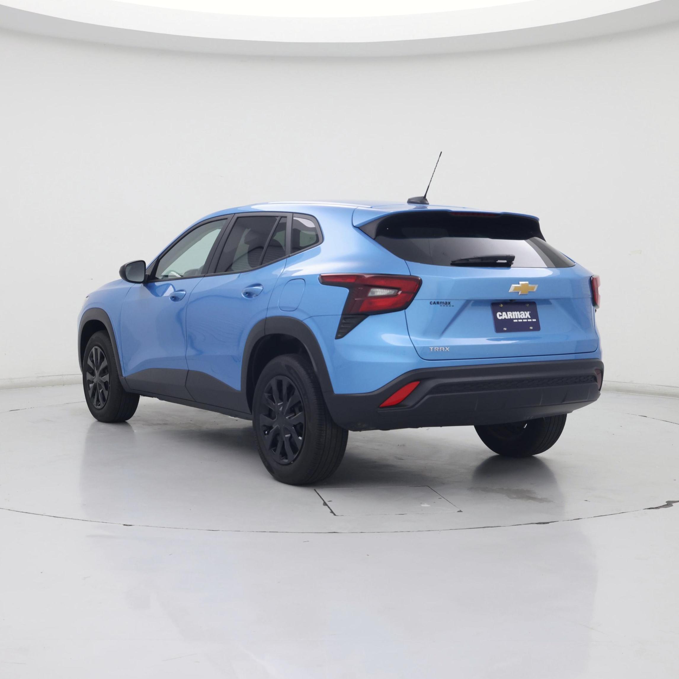 Thumbnail: 2025 Chevrolet Trax - 2