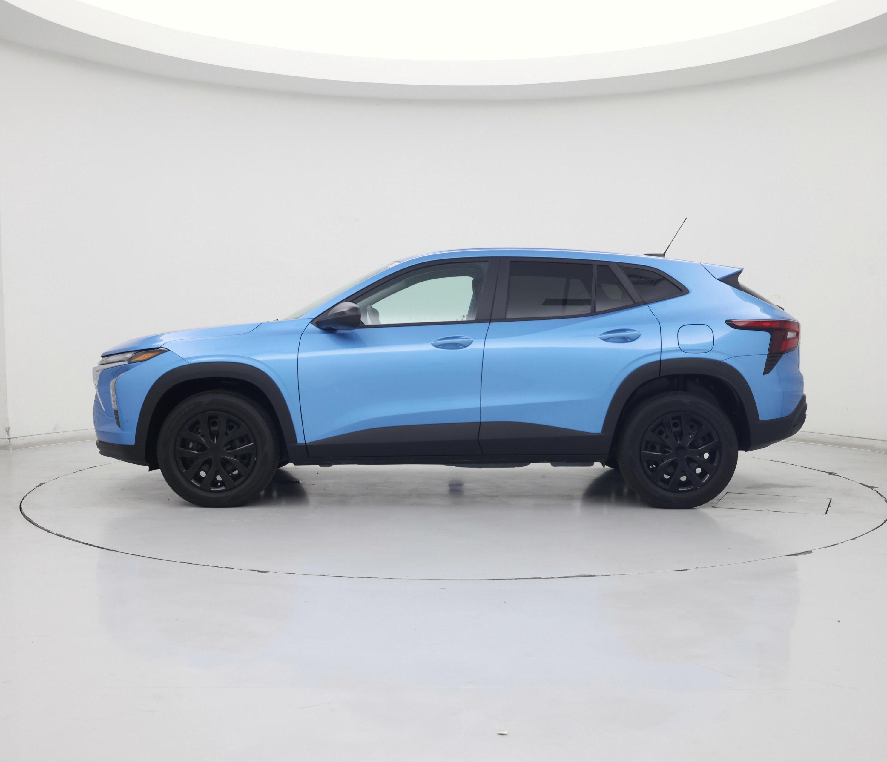 Thumbnail: 2025 Chevrolet Trax - 3