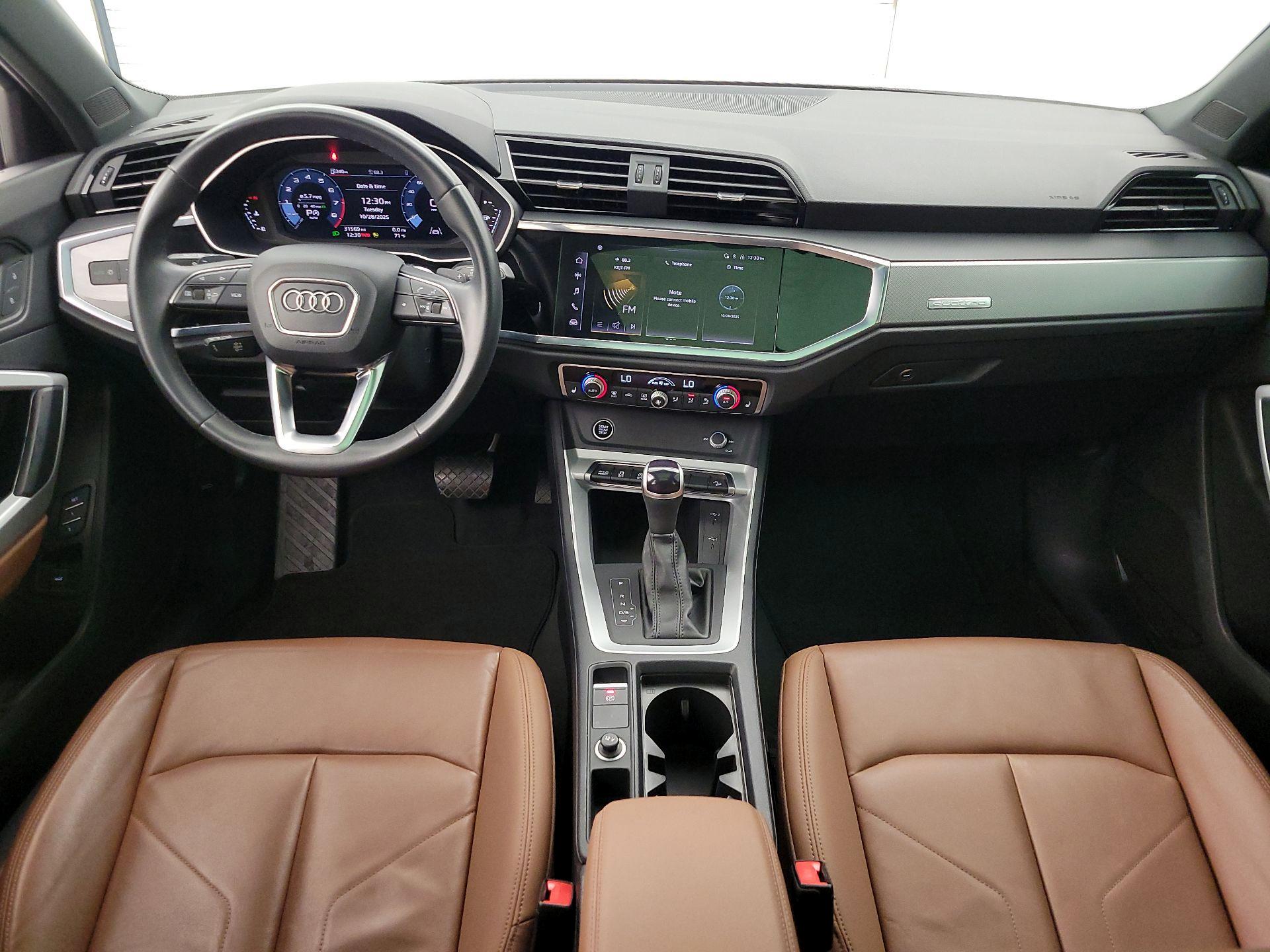 Thumbnail: 2023 Audi Q3 - 9