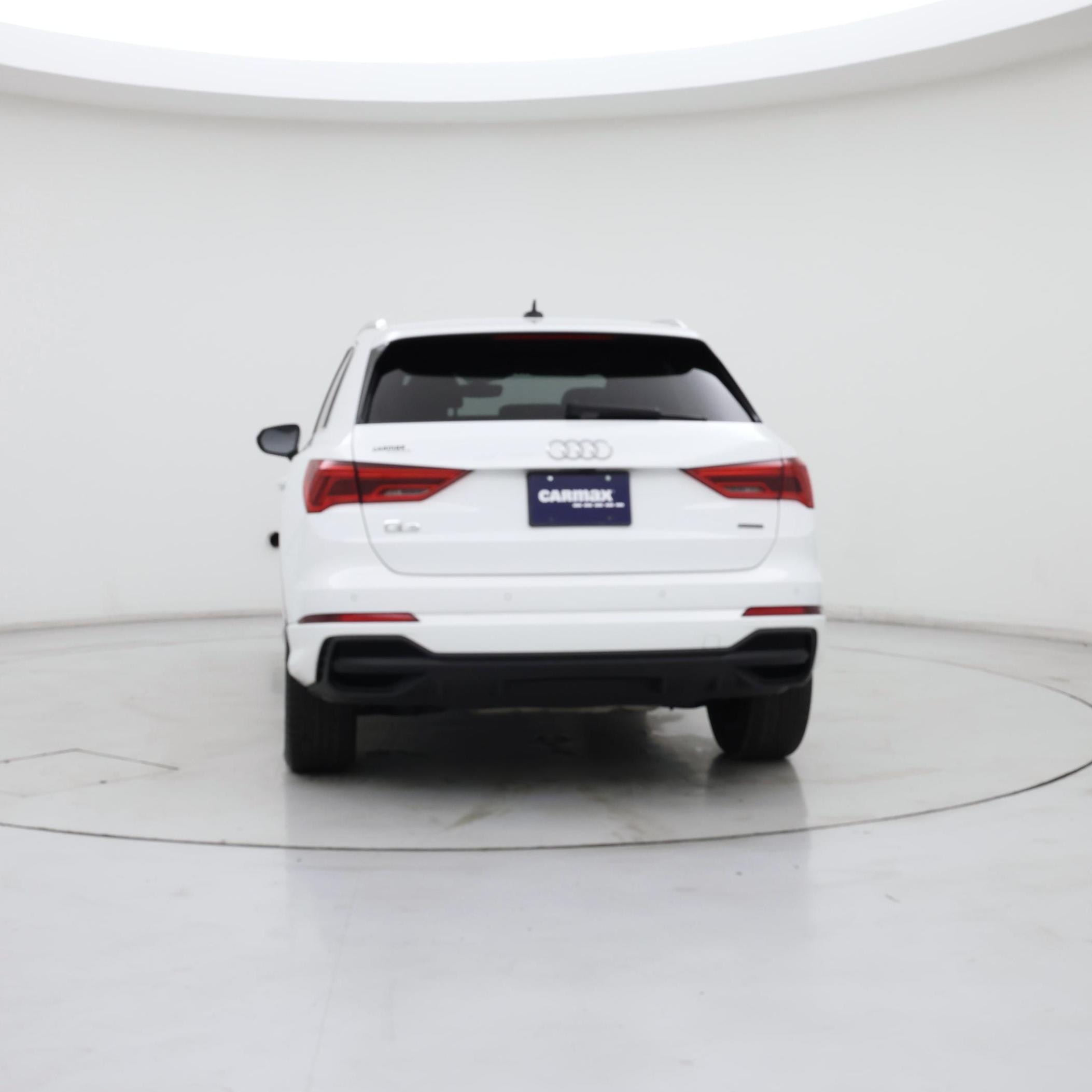 Thumbnail: 2023 Audi Q3 - 6