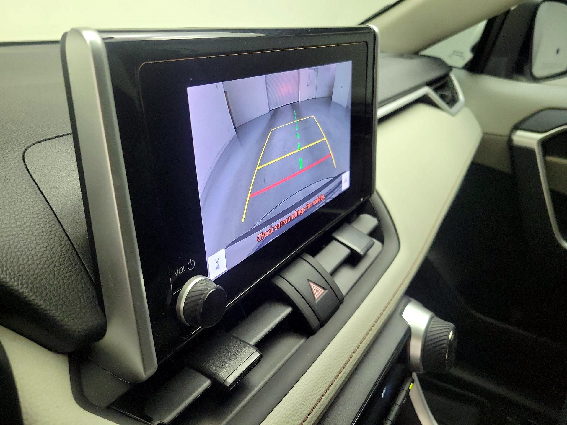 Thumbnail: 2024 Toyota RAV4 - 15