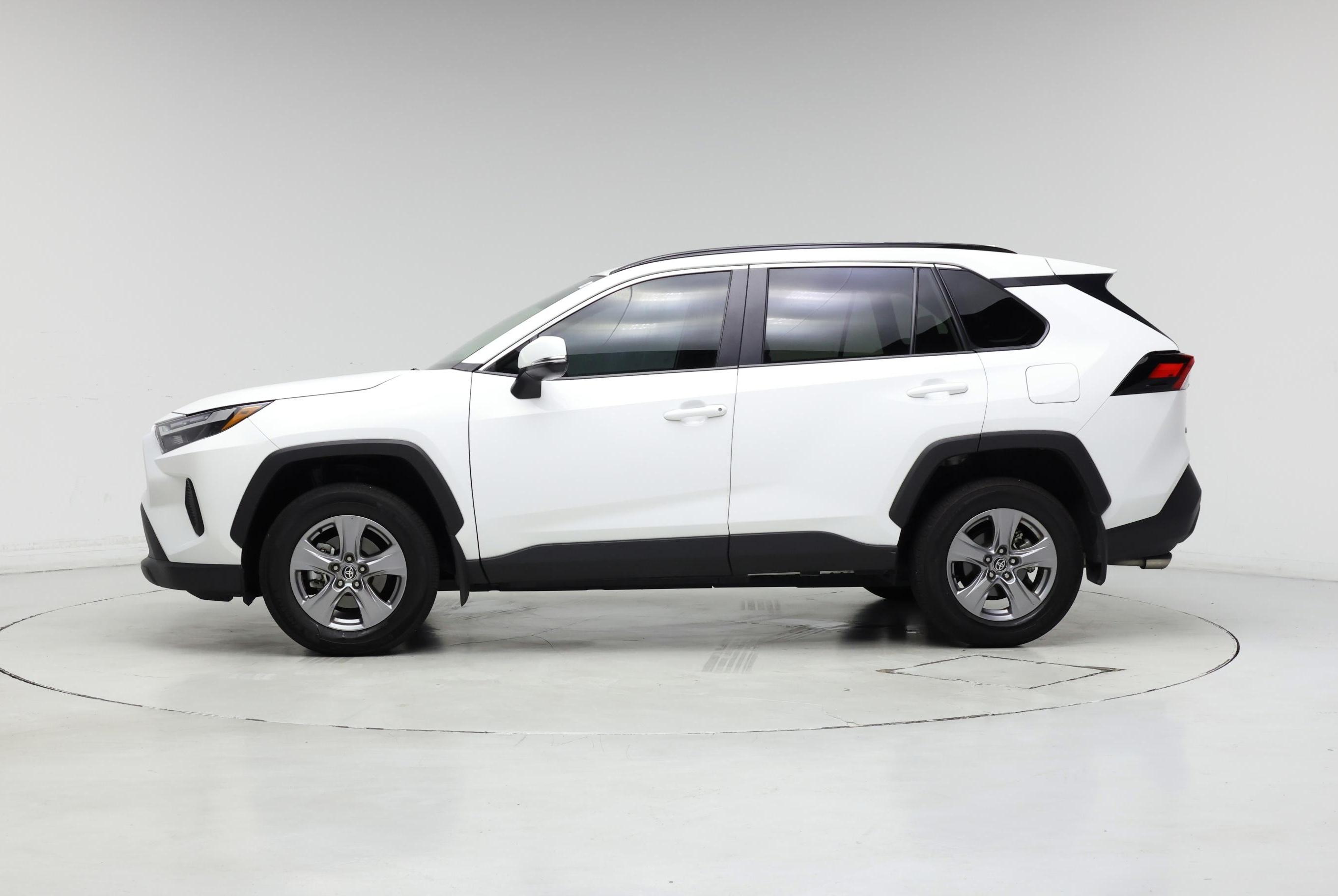 Thumbnail: 2024 Toyota RAV4 - 3