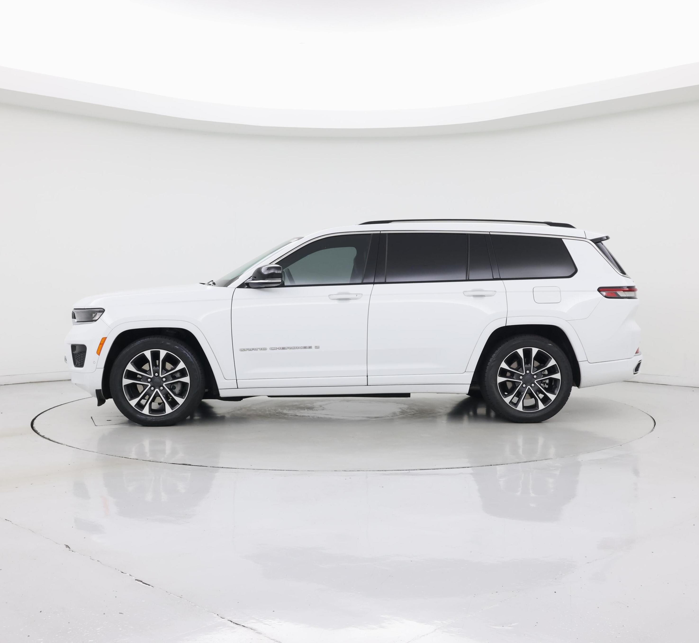 Thumbnail: 2023 Jeep Grand Cherokee L - 3