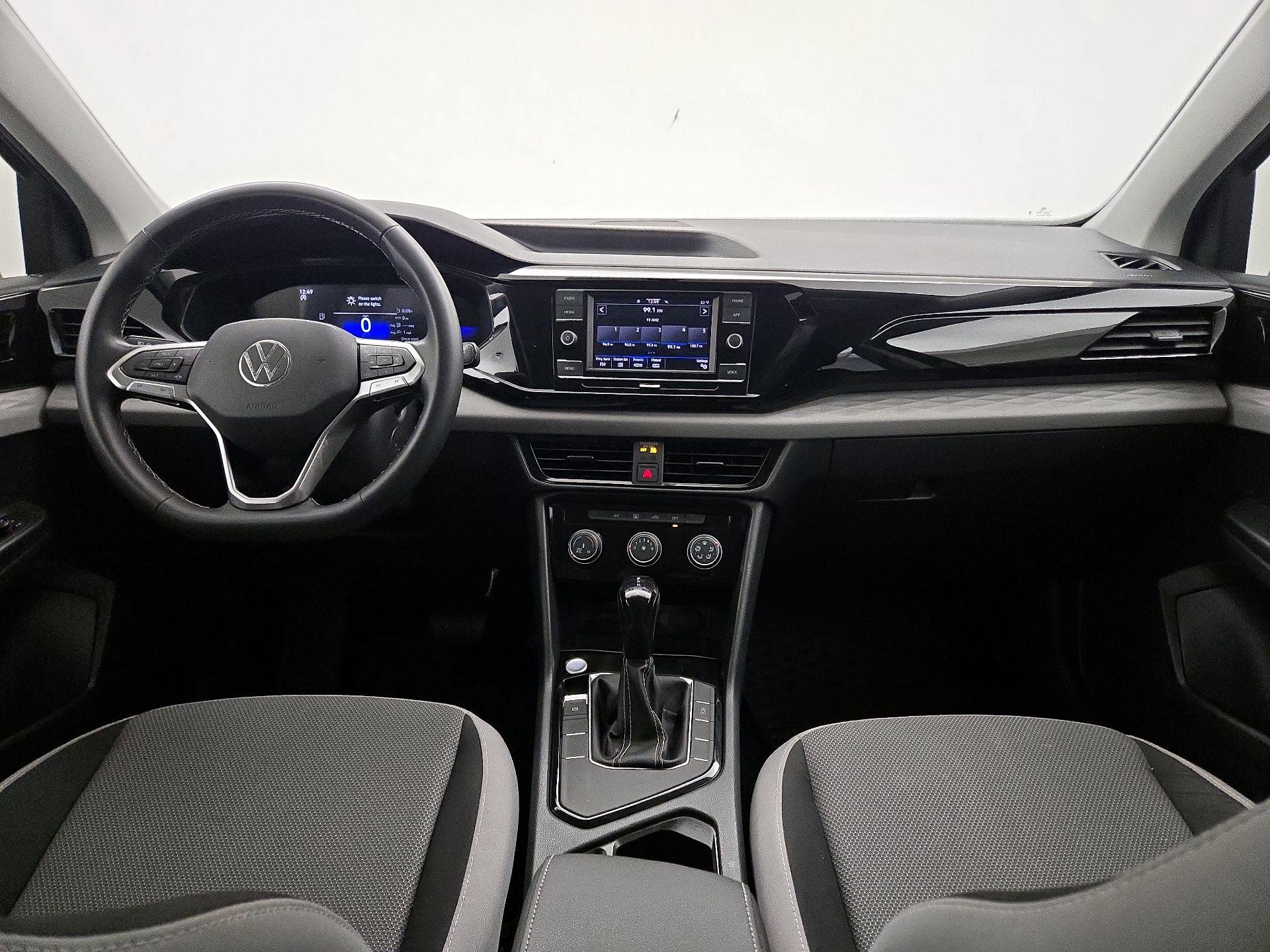 Thumbnail: 2023 Volkswagen Taos - 9