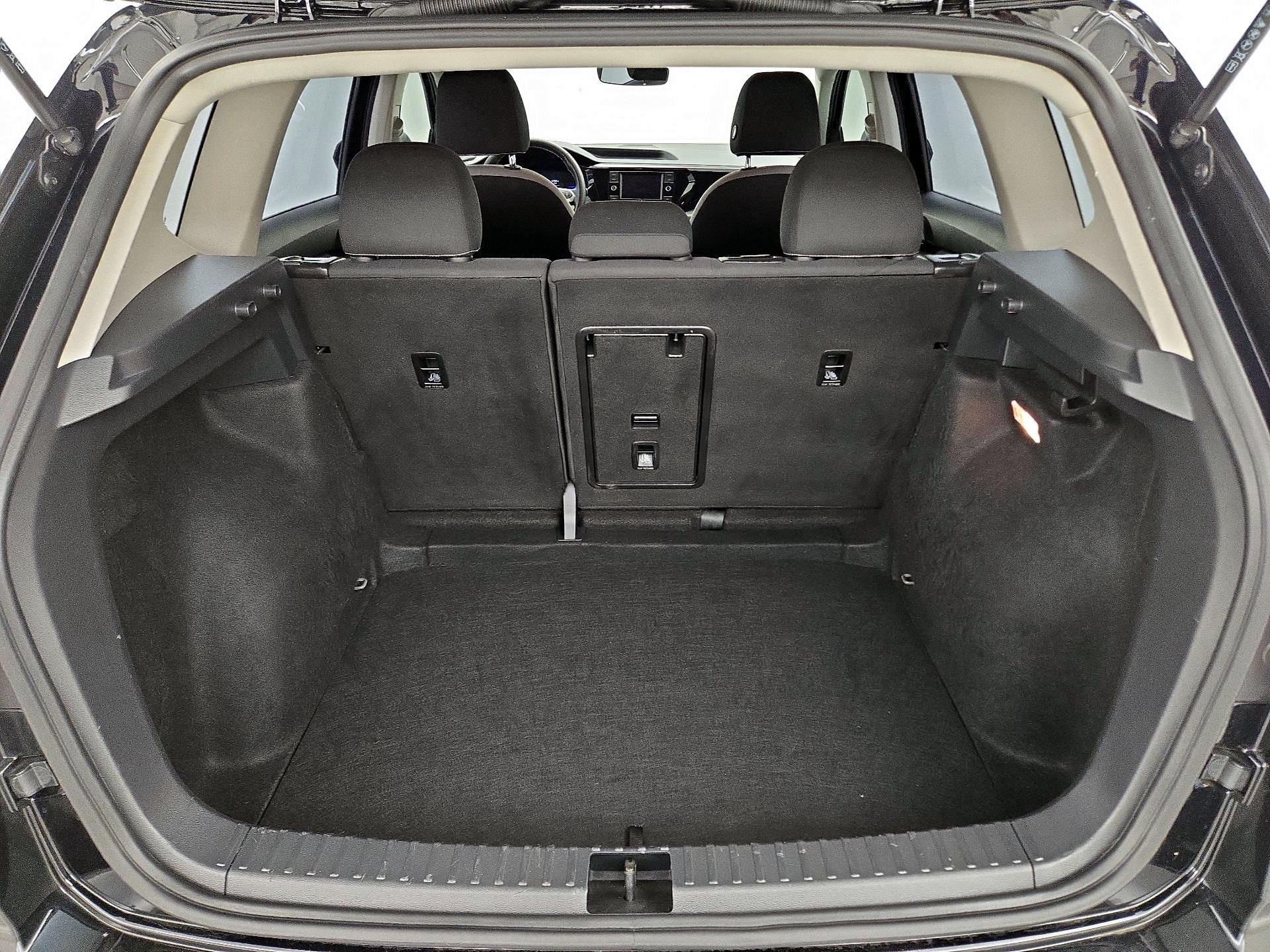 Thumbnail: 2023 Volkswagen Taos - 20