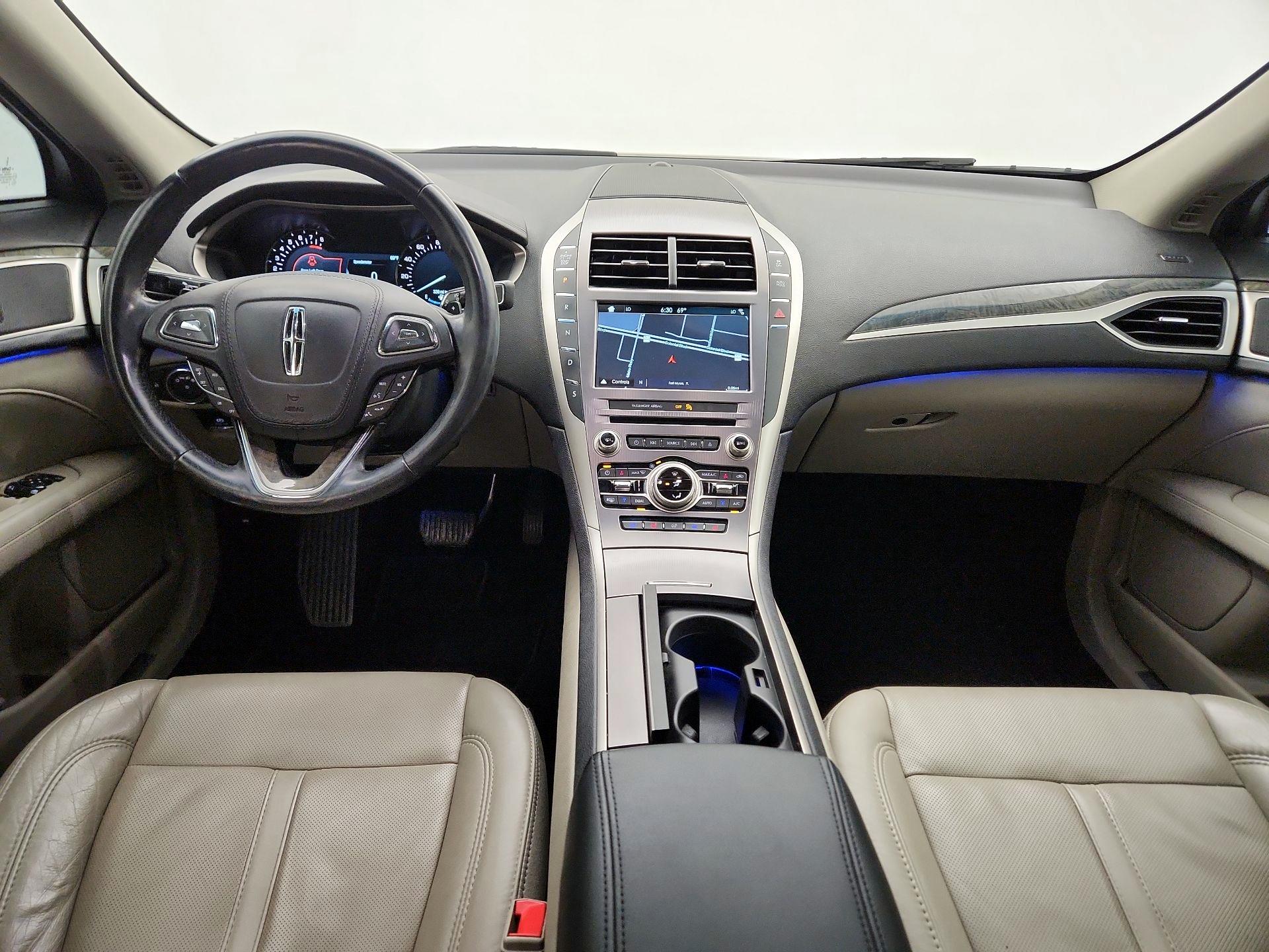 Thumbnail: 2017 Lincoln MKZ - 9