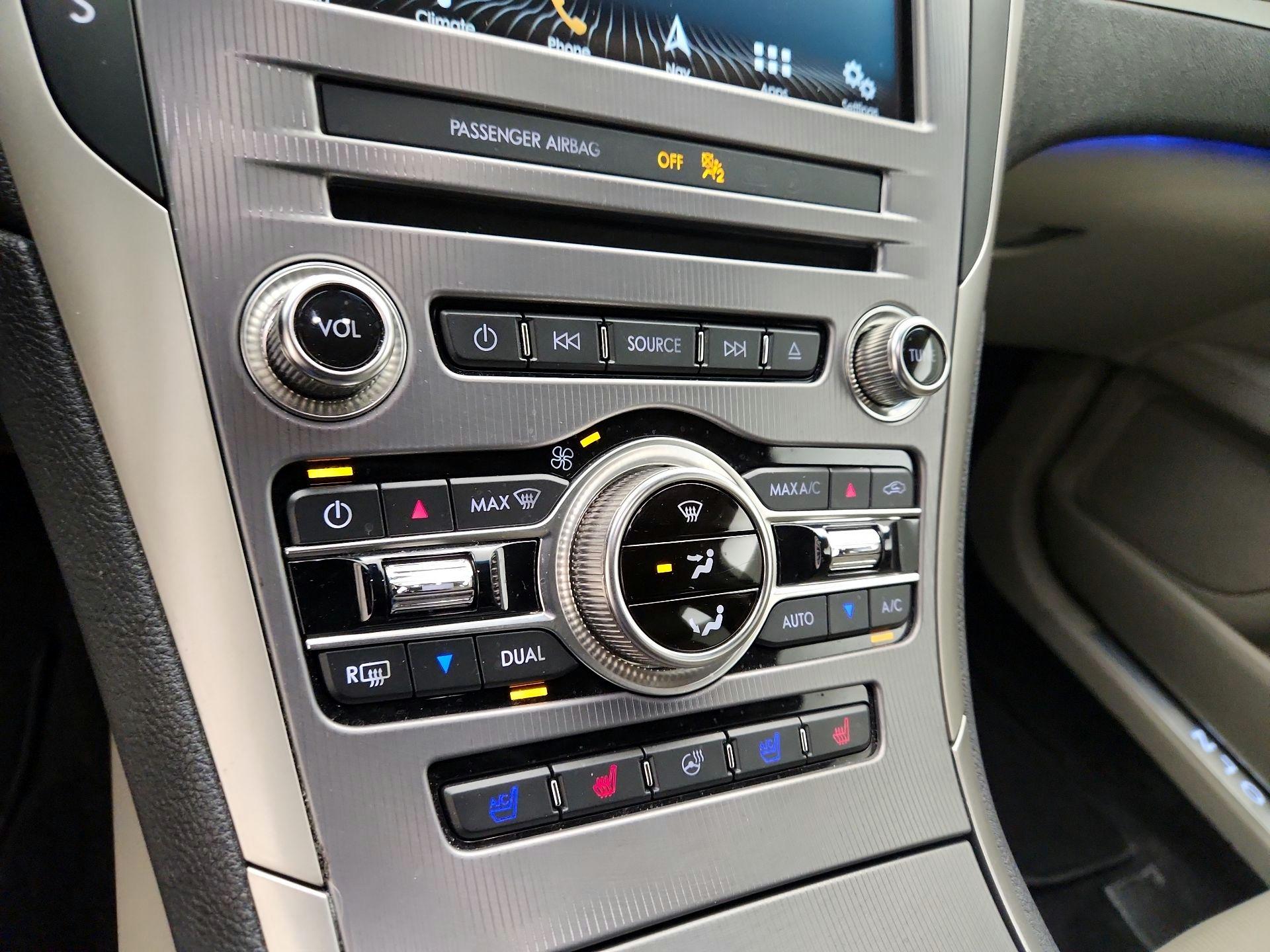 Thumbnail: 2017 Lincoln MKZ - 17