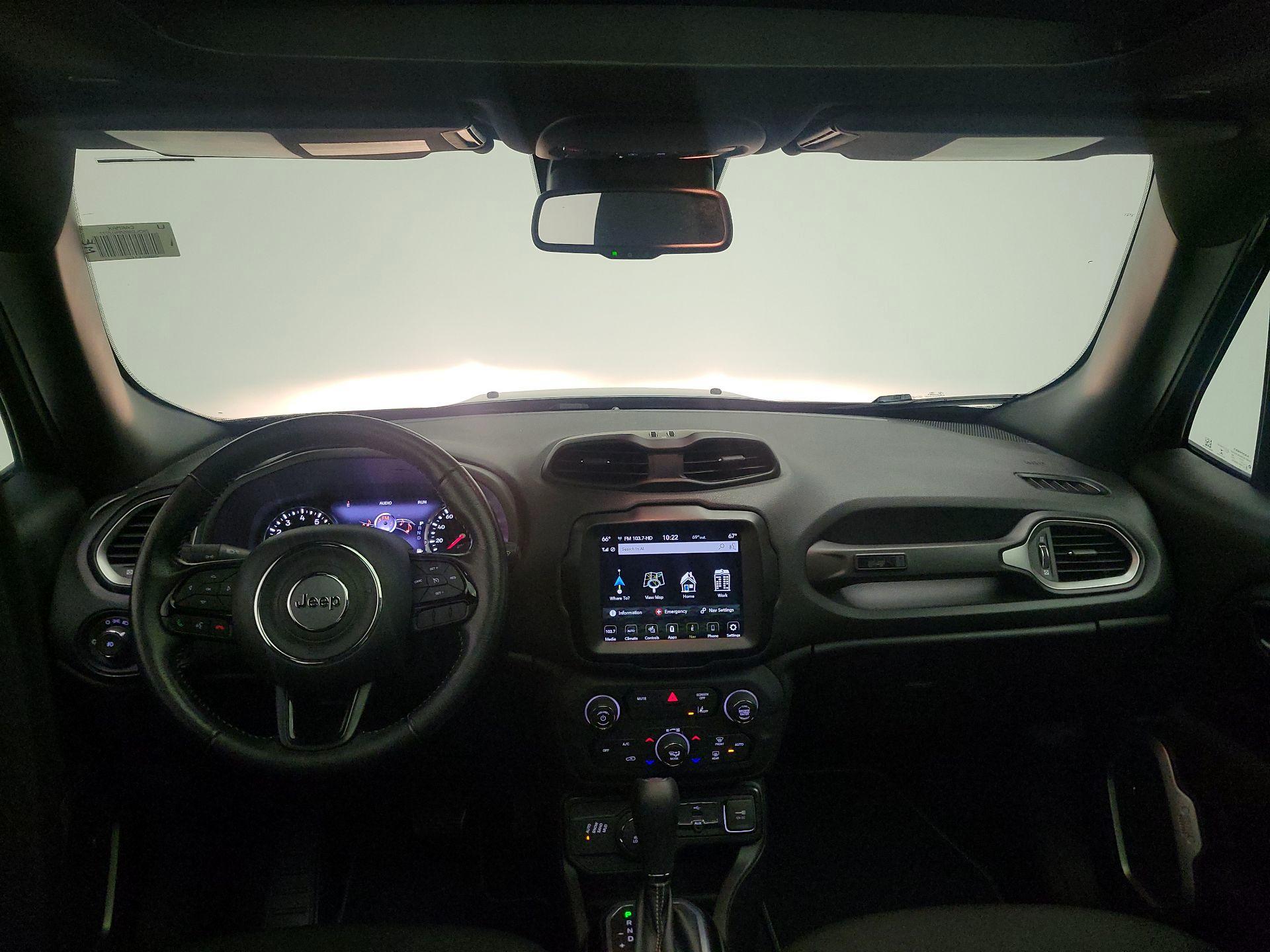 Thumbnail: 2021 Jeep Renegade - 9