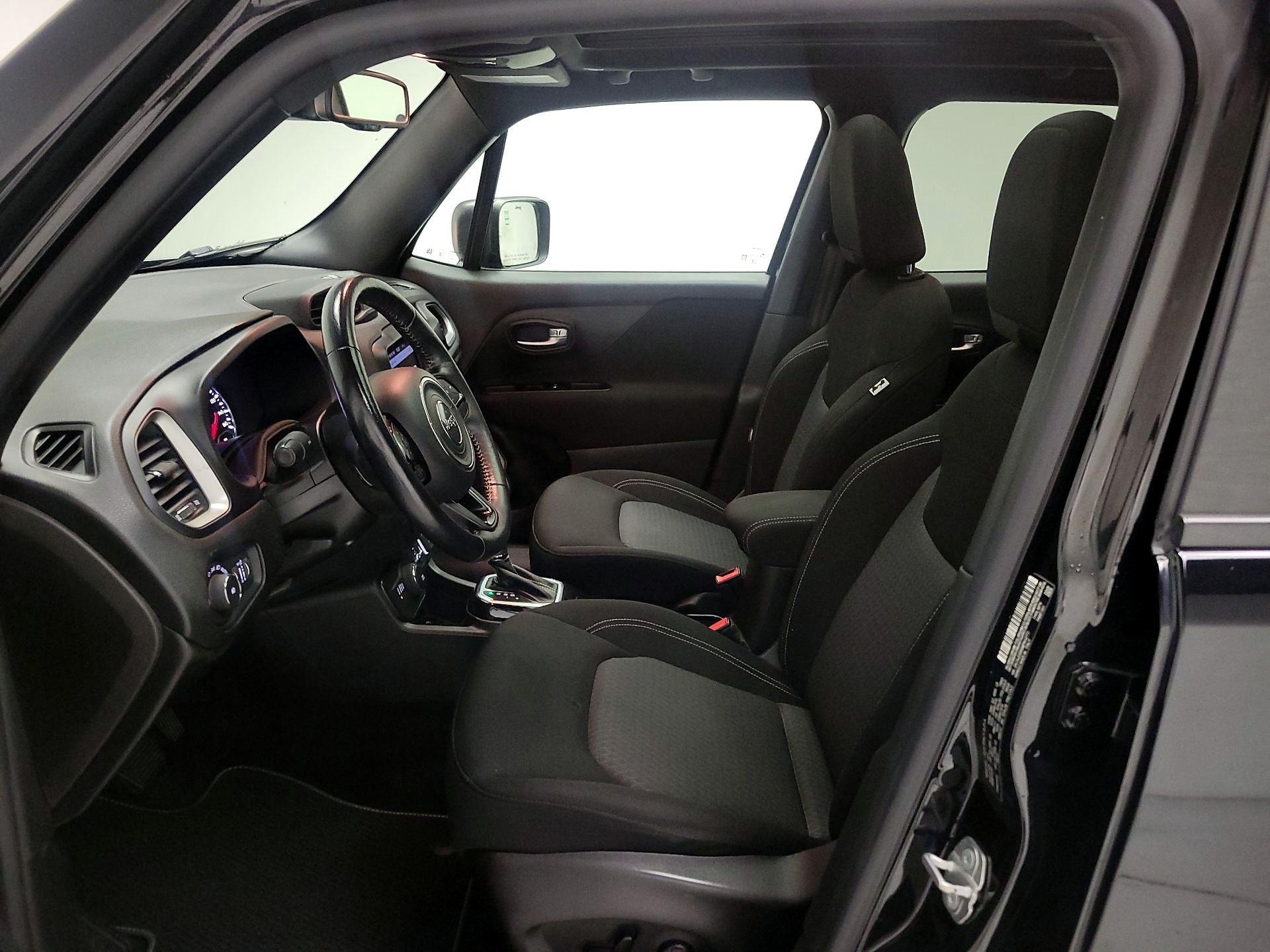 Thumbnail: 2021 Jeep Renegade - 11