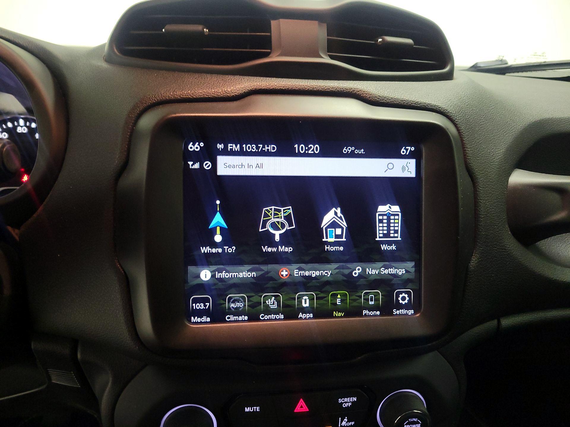 Thumbnail: 2021 Jeep Renegade - 14
