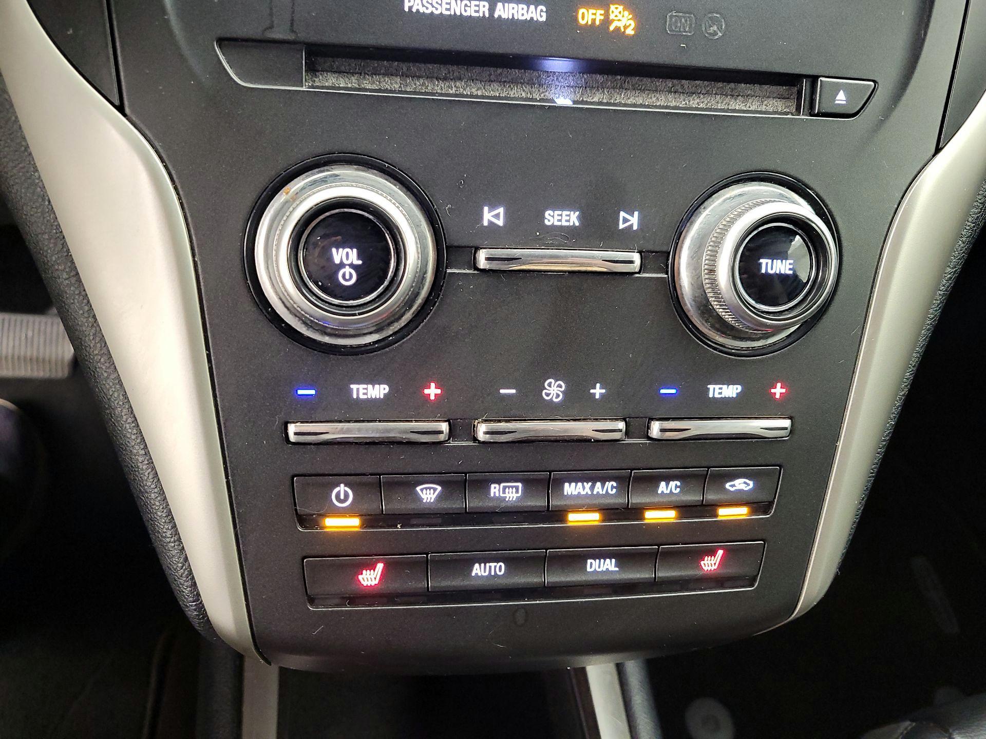 Thumbnail: 2017 Lincoln MKC - 16