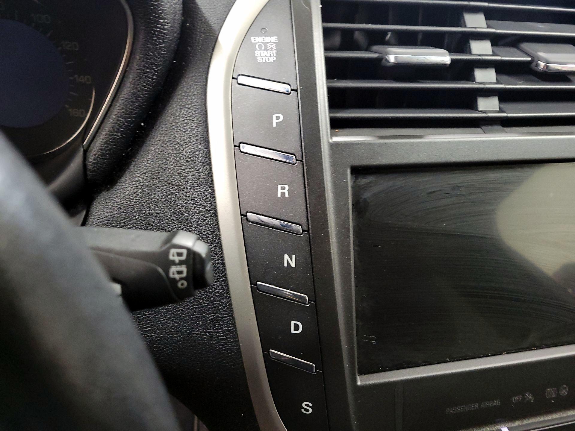 Thumbnail: 2017 Lincoln MKC - 17