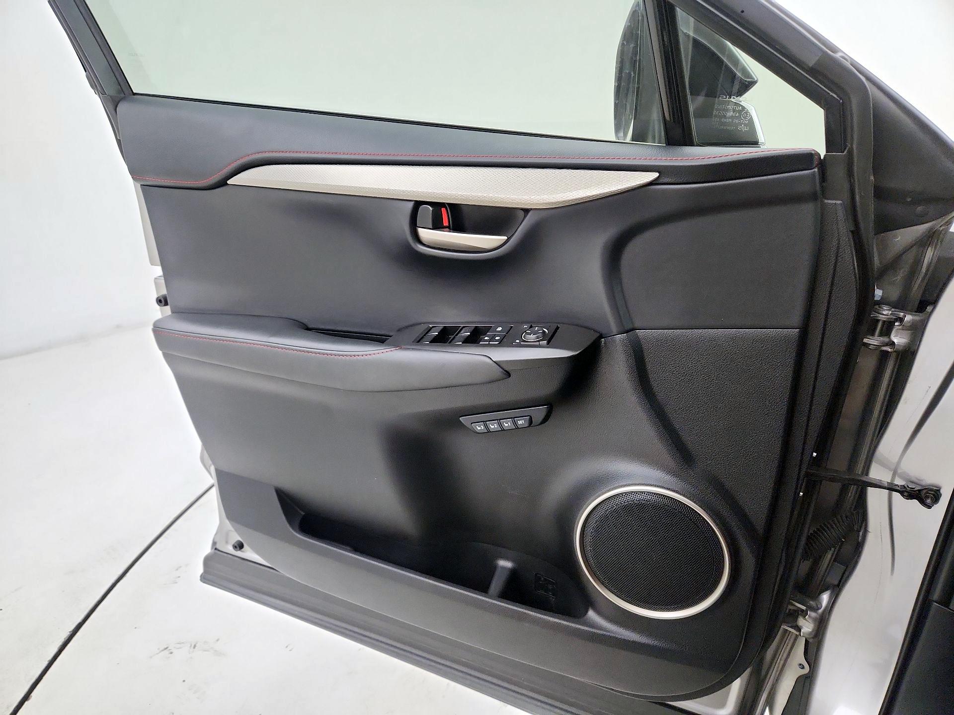Thumbnail: 2016 Lexus NX - 10