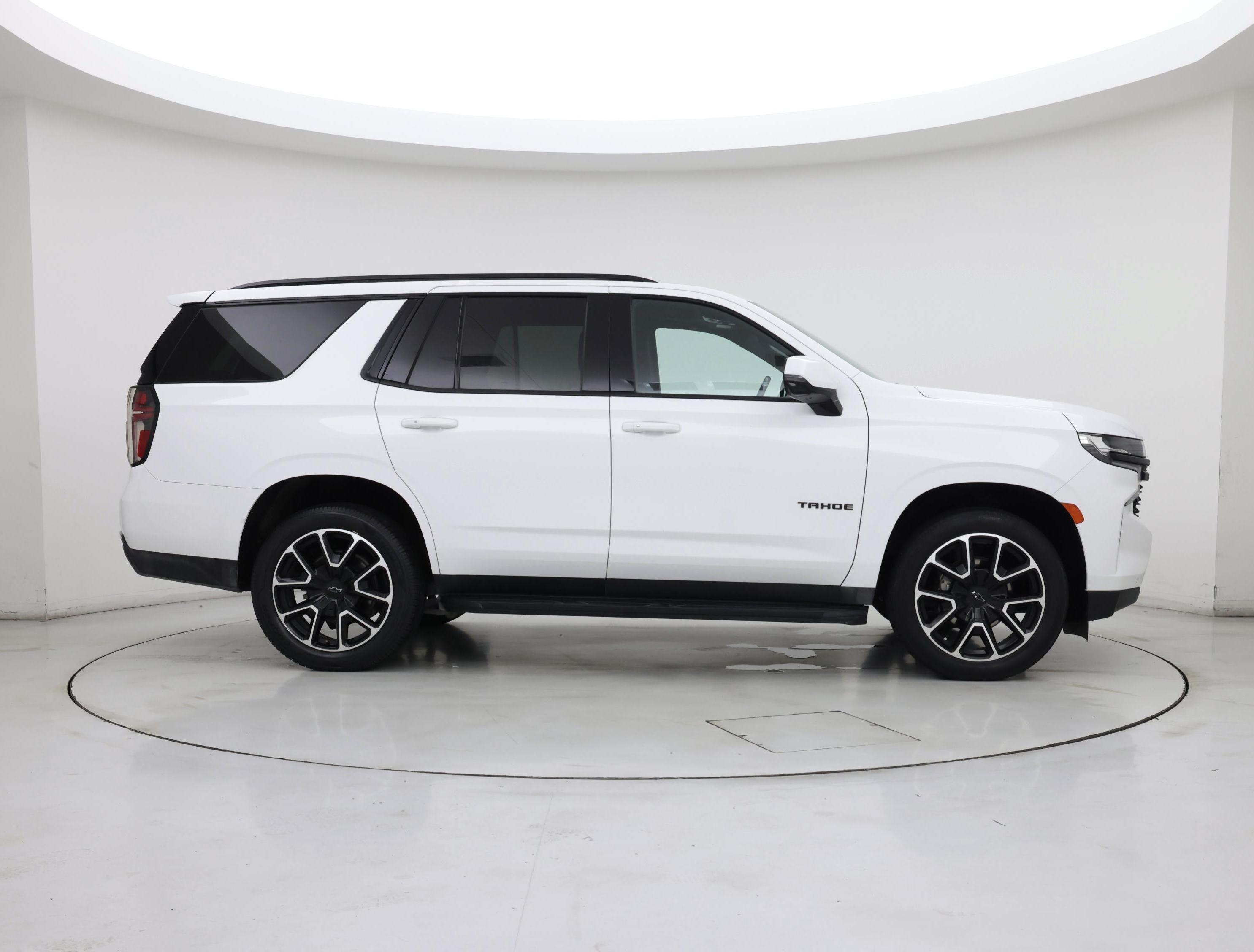 Thumbnail: 2023 Chevrolet Tahoe - 7