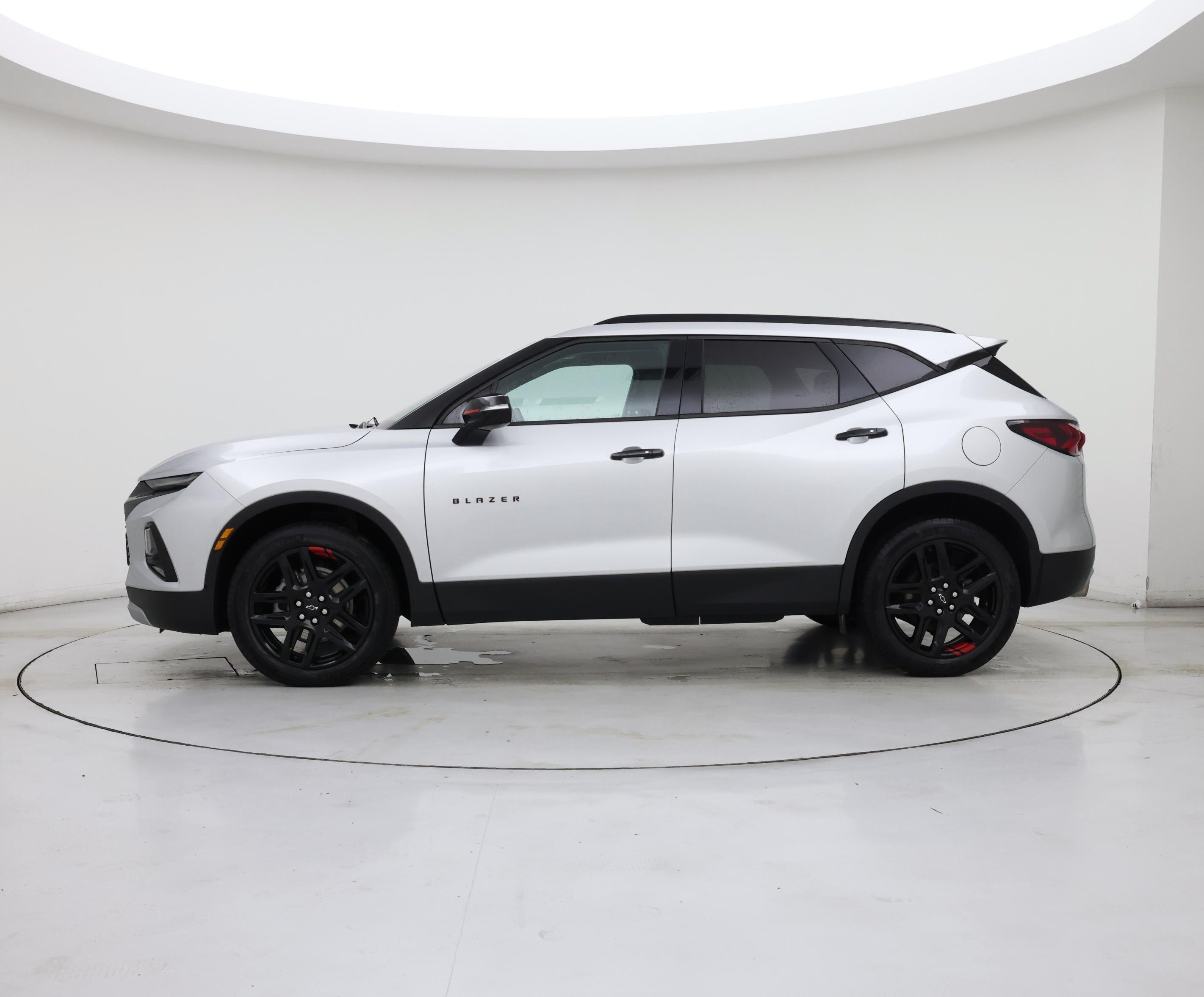 Thumbnail: 2022 Chevrolet Blazer - 3