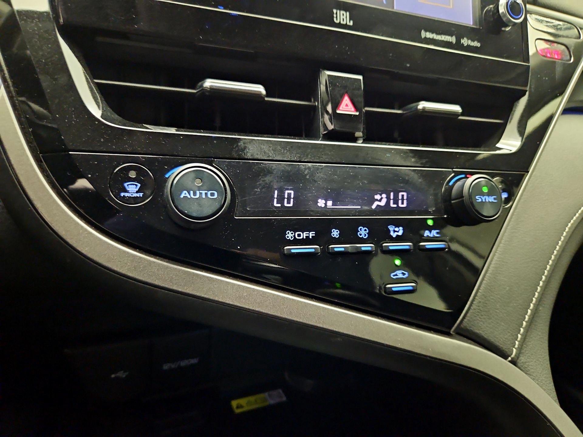 Thumbnail: 2024 Toyota Camry - 15