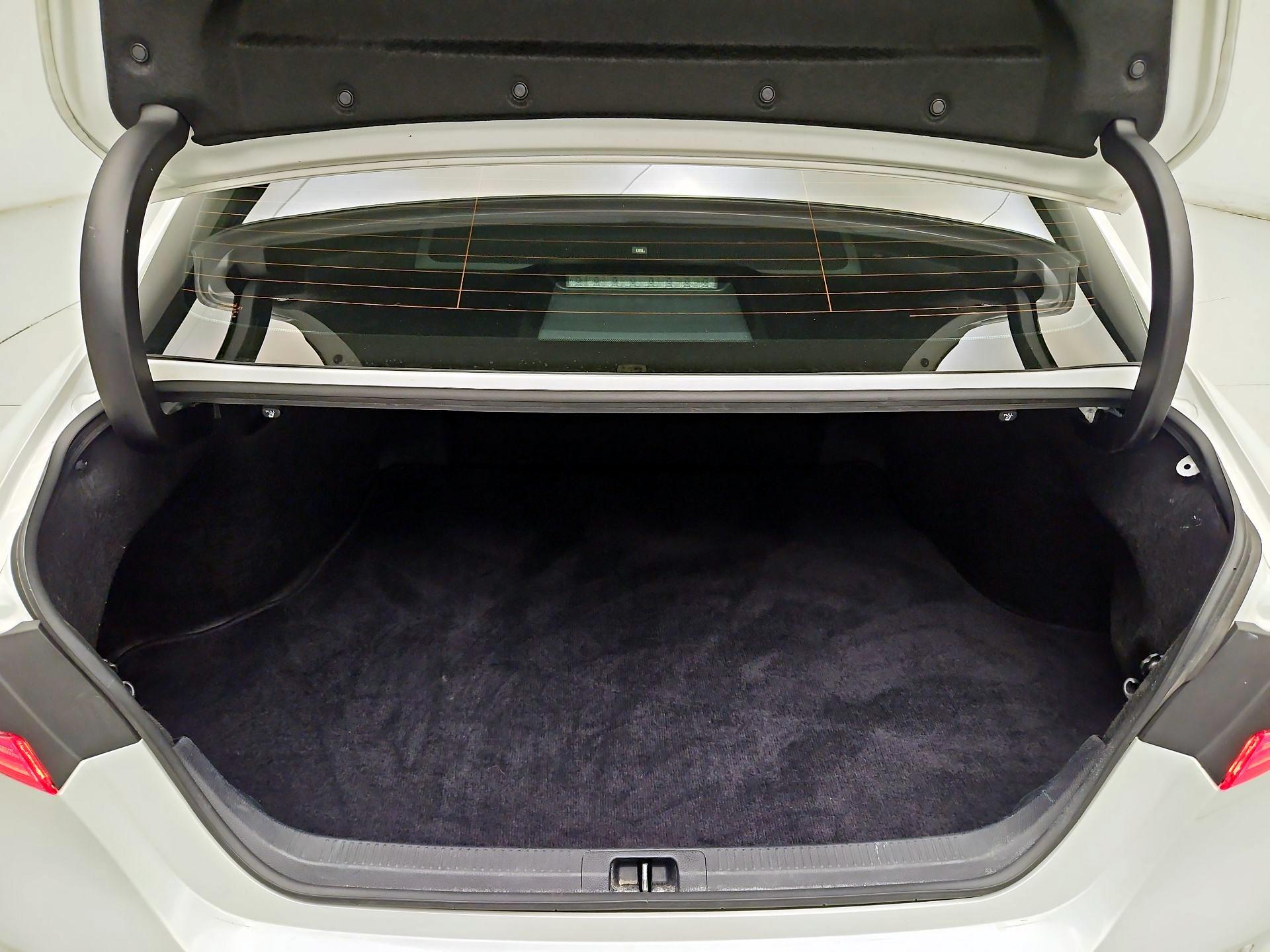 Thumbnail: 2024 Toyota Camry - 18