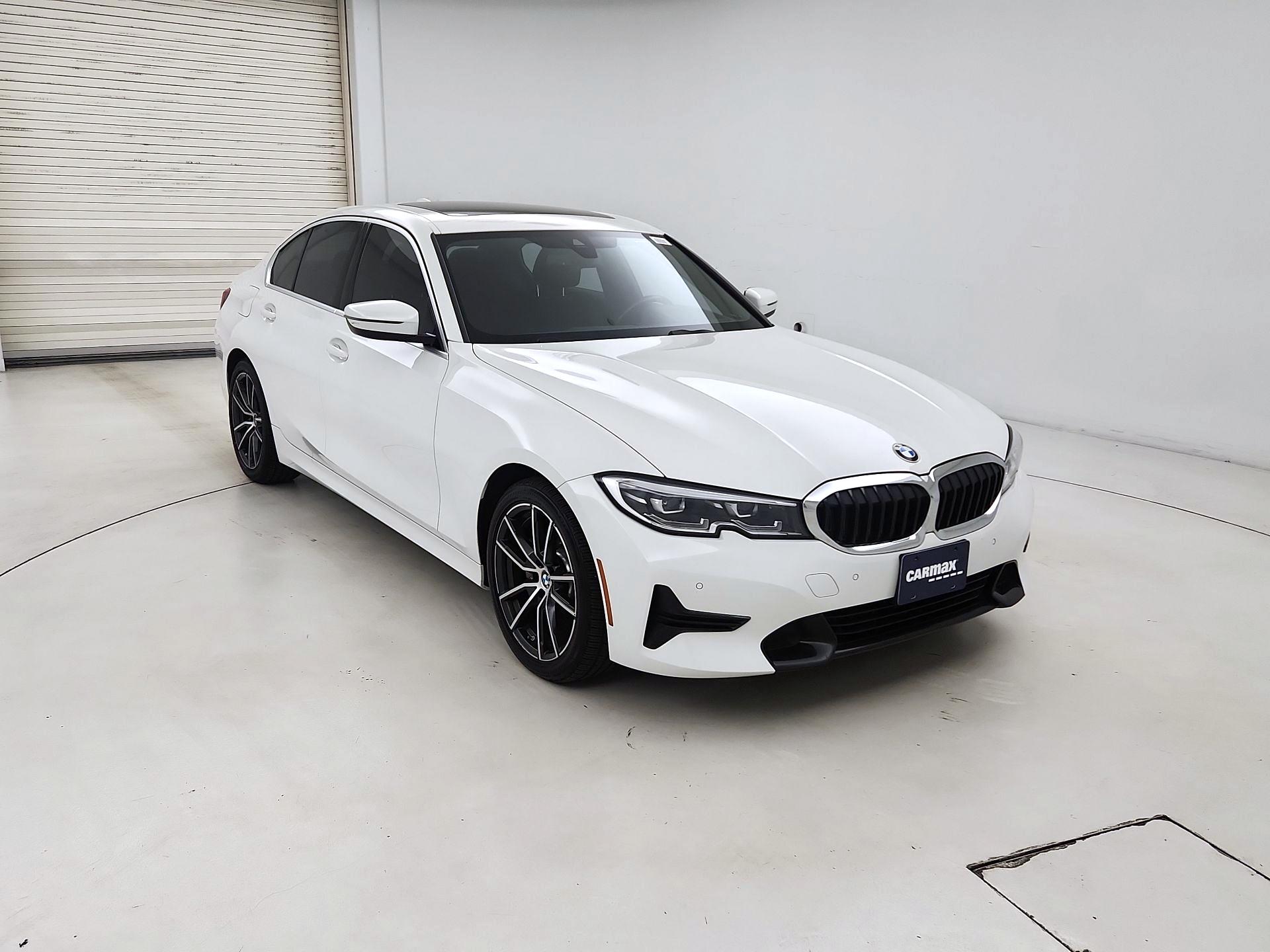Thumbnail: 2019 BMW 3 Series - 1
