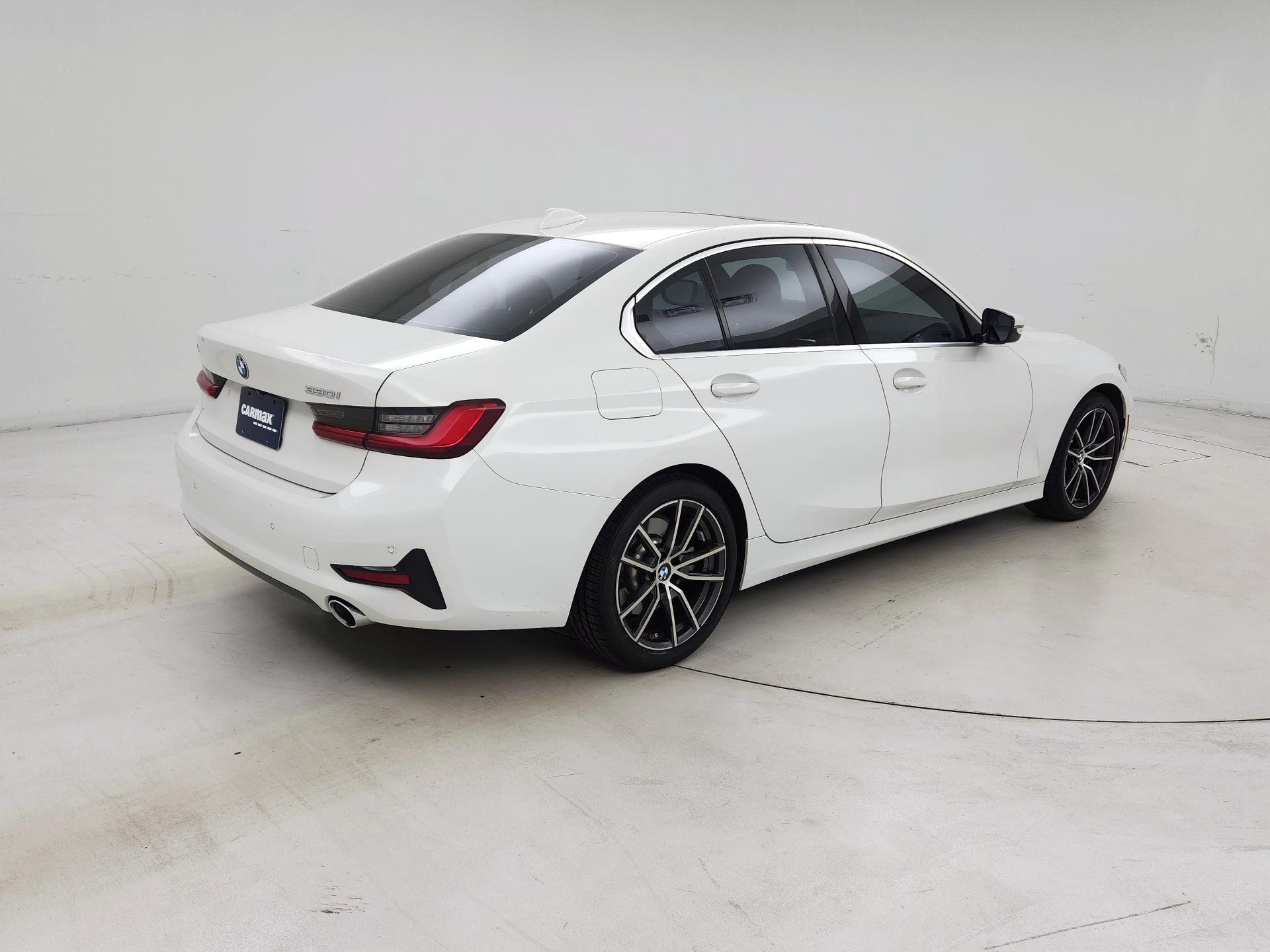 Thumbnail: 2019 BMW 3 Series - 5
