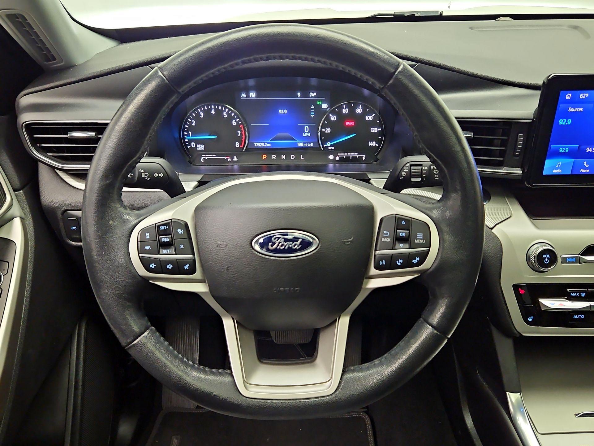 Thumbnail: 2022 Ford Explorer - 10