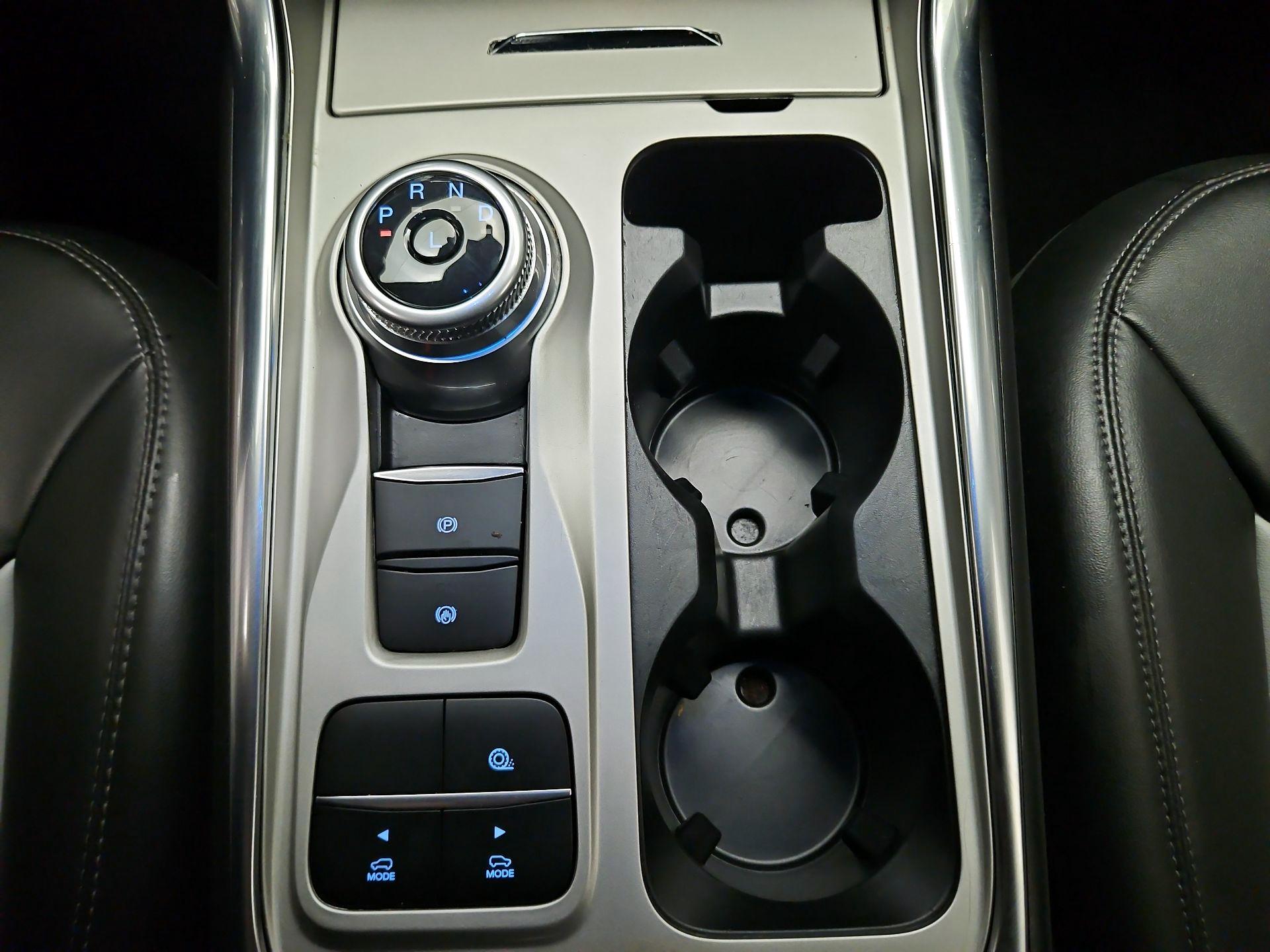 Thumbnail: 2022 Ford Explorer - 18