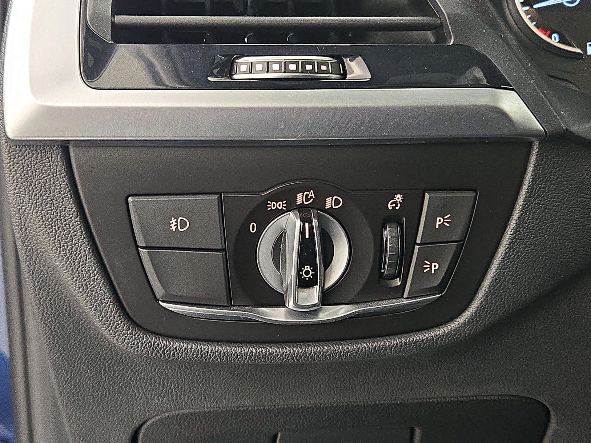 Thumbnail: 2019 BMW X3 - 13