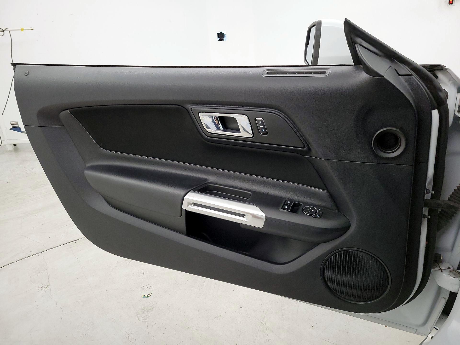 Thumbnail: 2015 Ford Mustang - 12