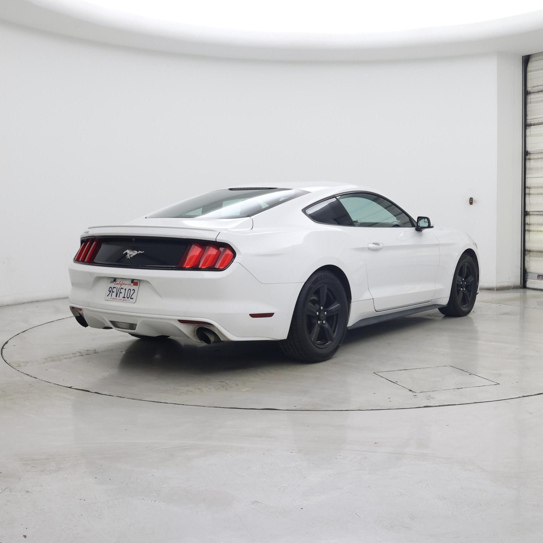 Thumbnail: 2015 Ford Mustang - 8