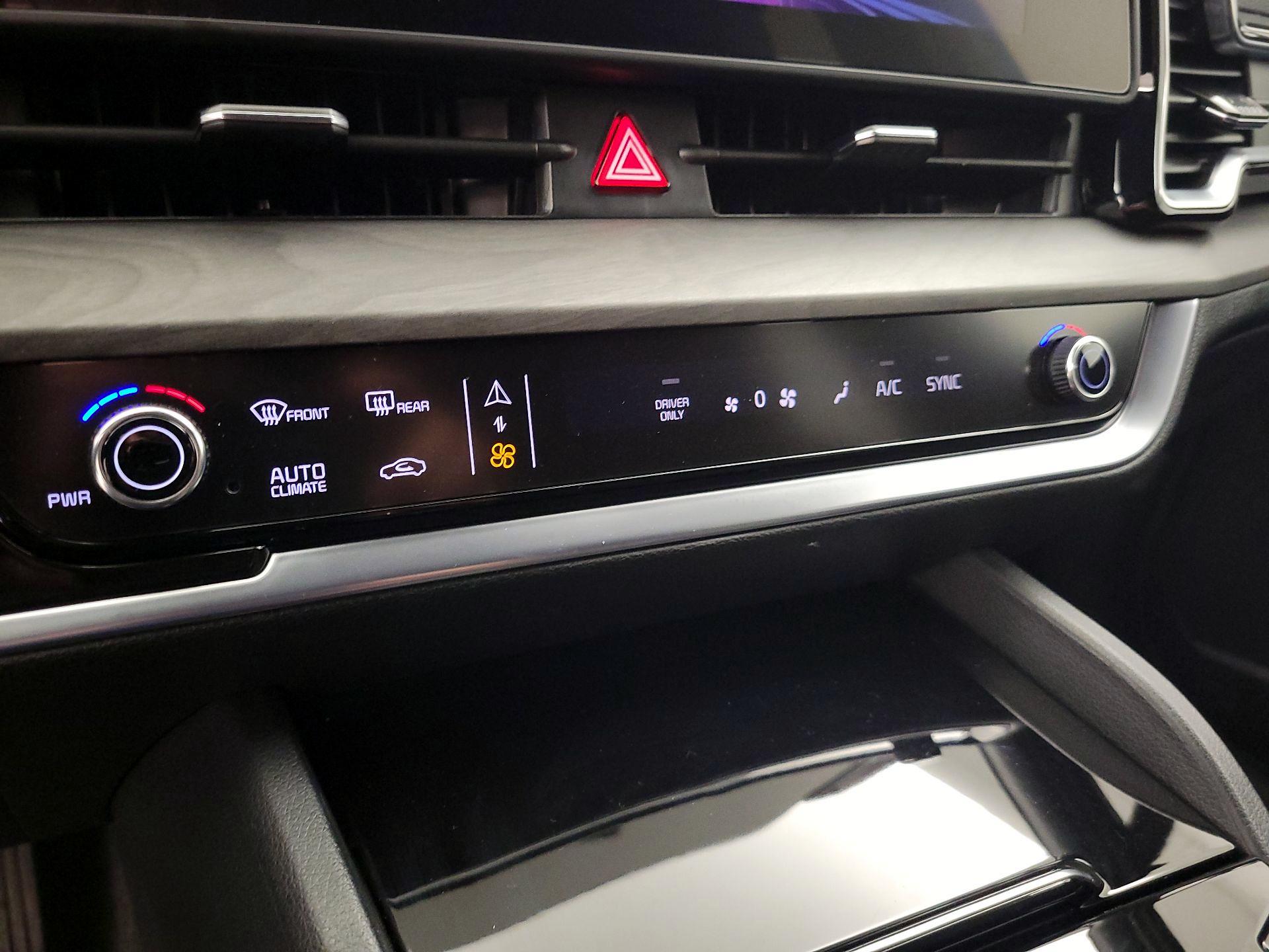 Thumbnail: 2024 Kia Sportage - 17