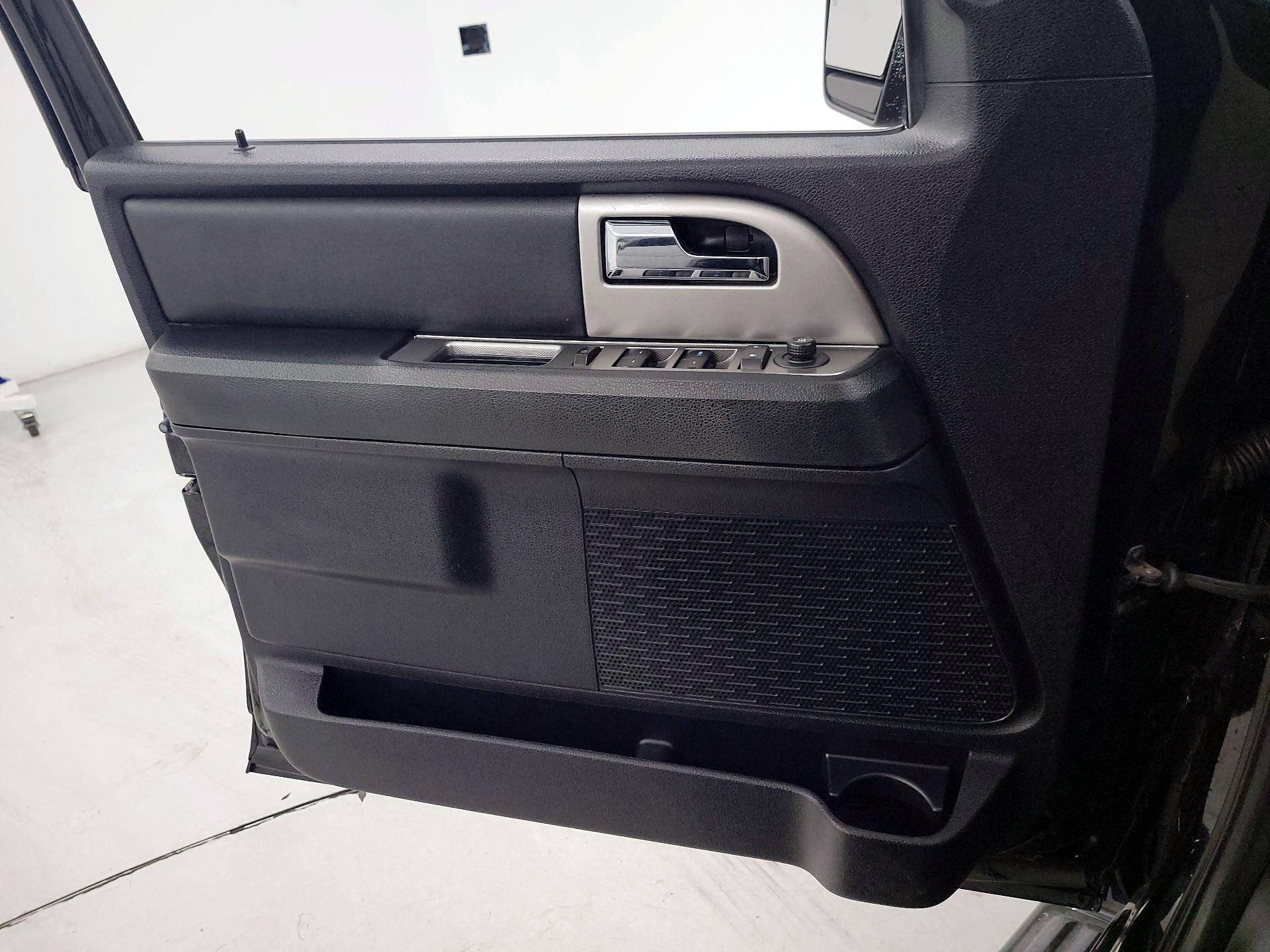 Thumbnail: 2017 Ford Expedition EL - 12