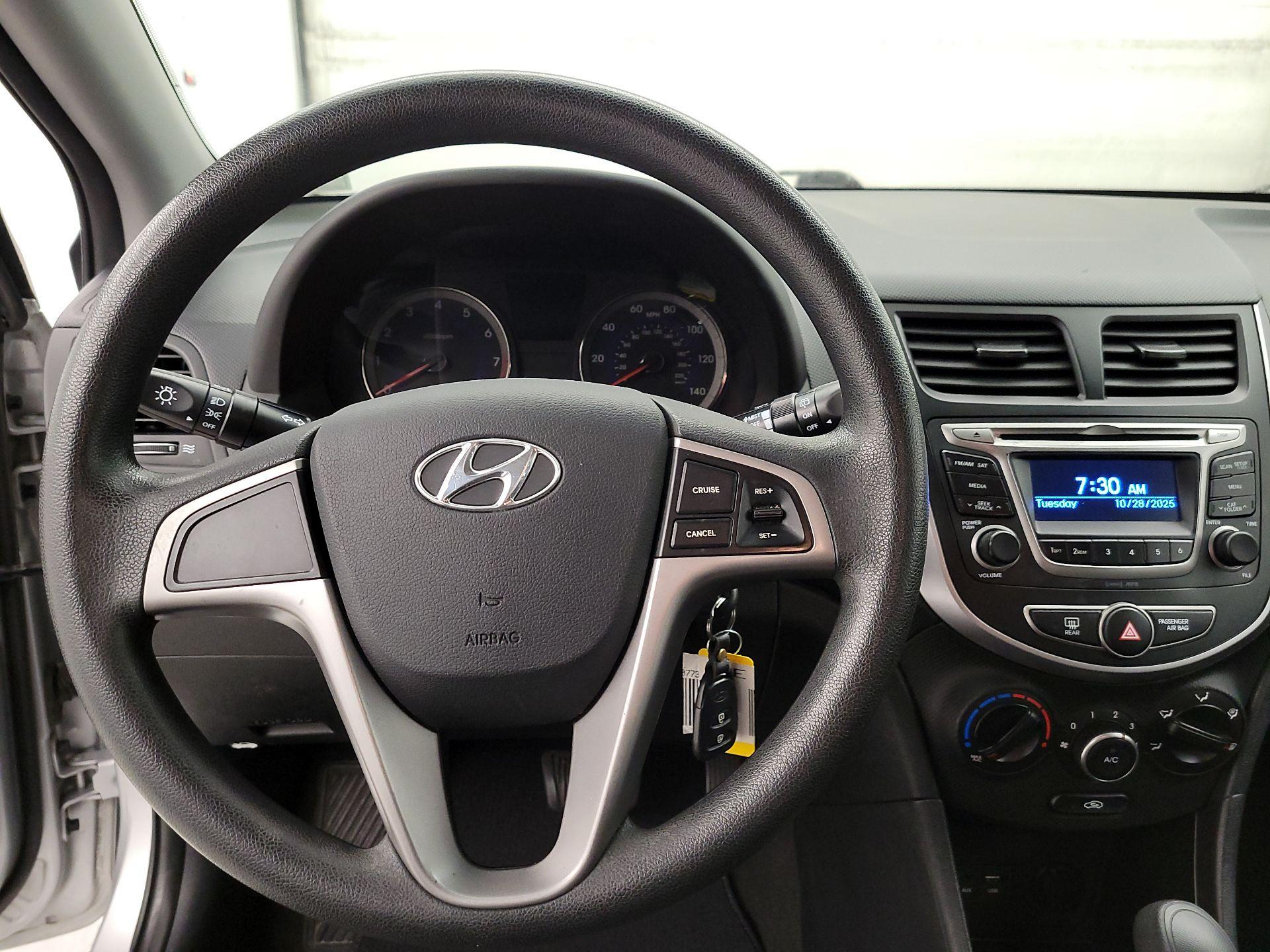 Thumbnail: 2017 Hyundai Accent - 10