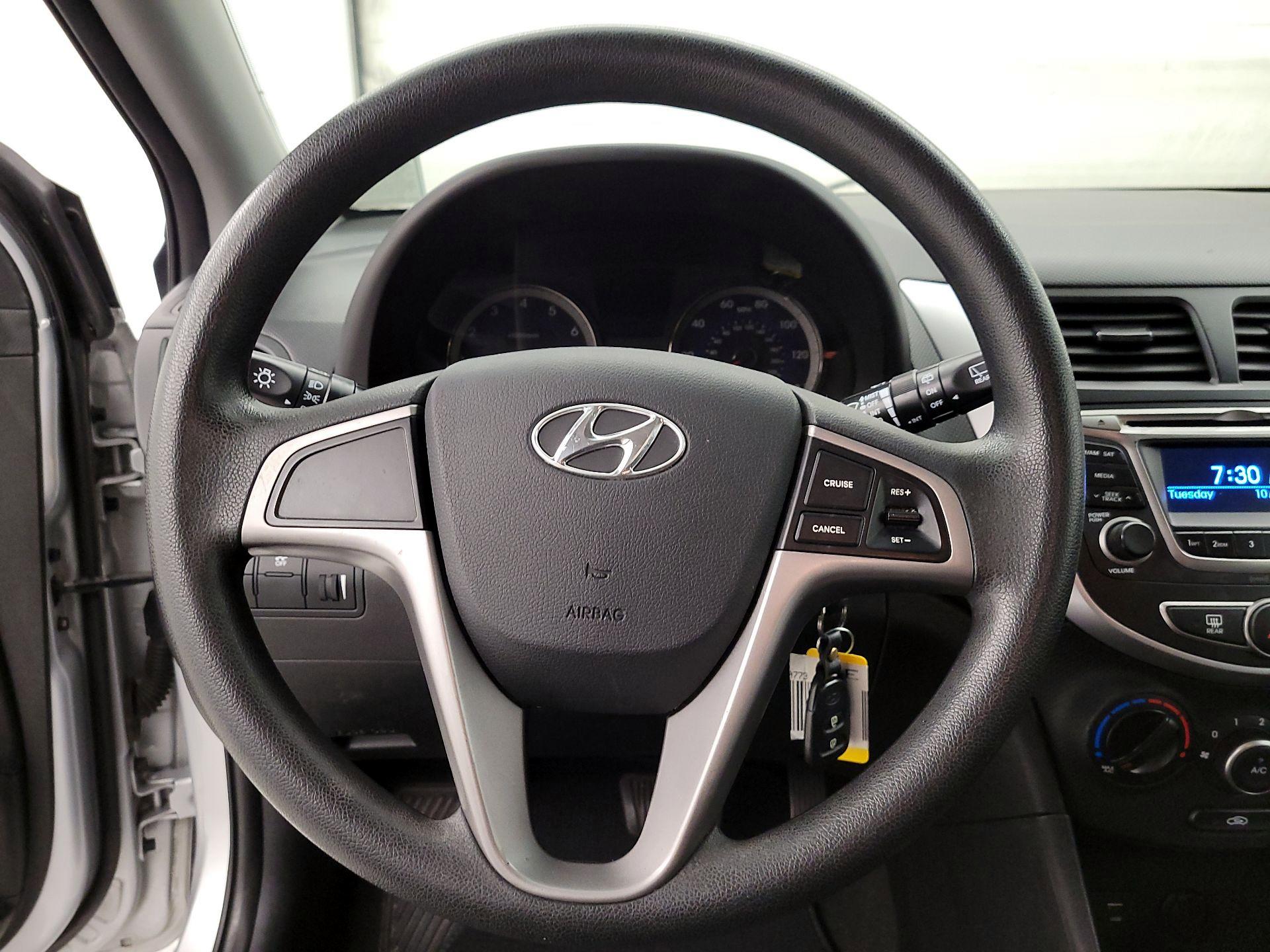 Thumbnail: 2017 Hyundai Accent - 19