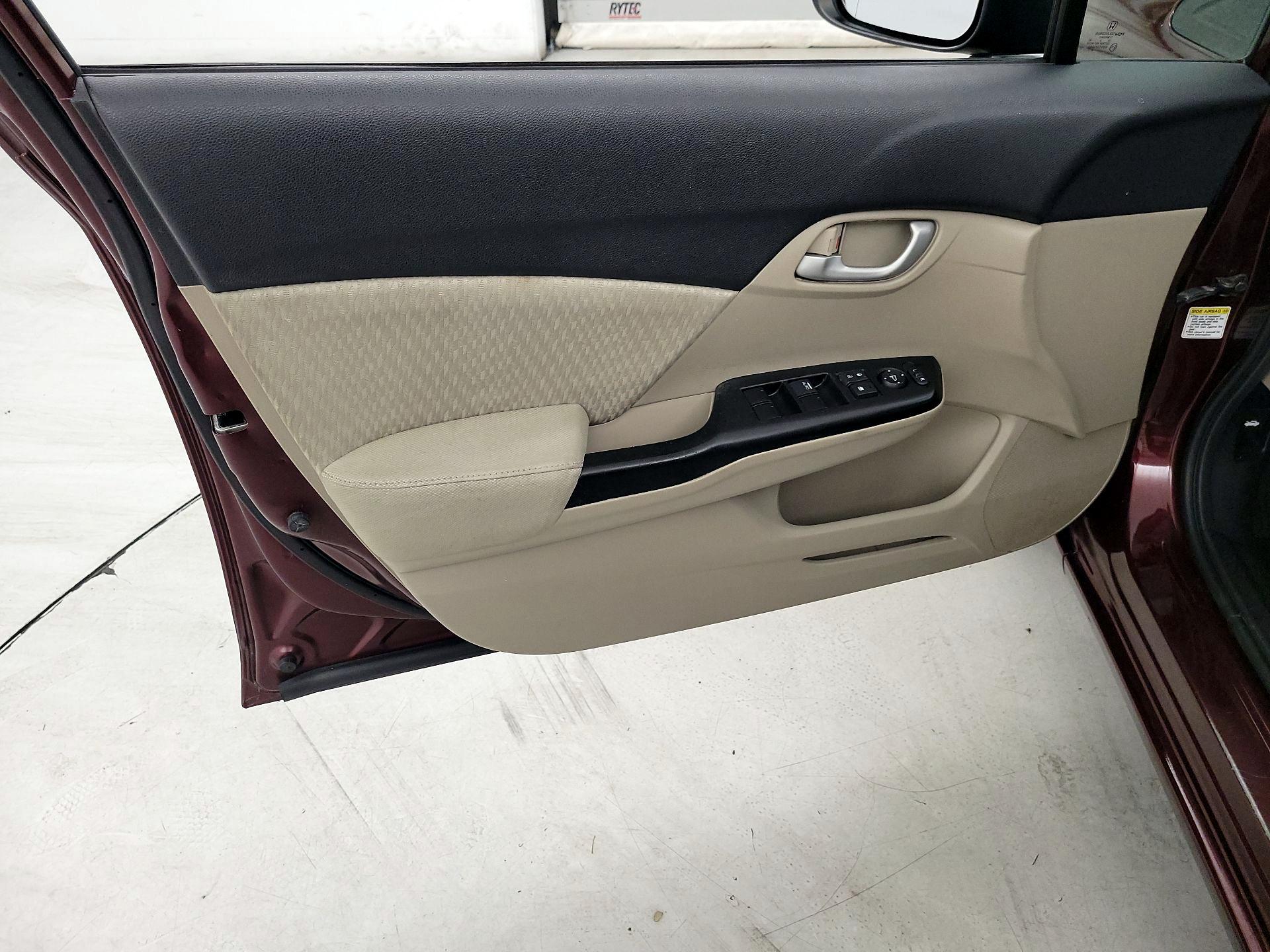 Thumbnail: 2015 Honda Civic - 12